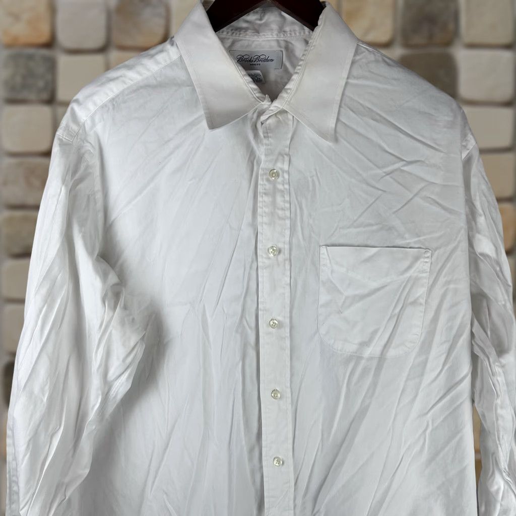 Brooks Brothers VINTAGE Brooks Brothers Makers Shirt Mens 18 34/35 White Long Sleeve Button Up Made USA Dress Shirt Mens 90s Classic USA Button-Down Collar Boys? Size US XXL / EU 58 / 5 - 1 Thumbnail
