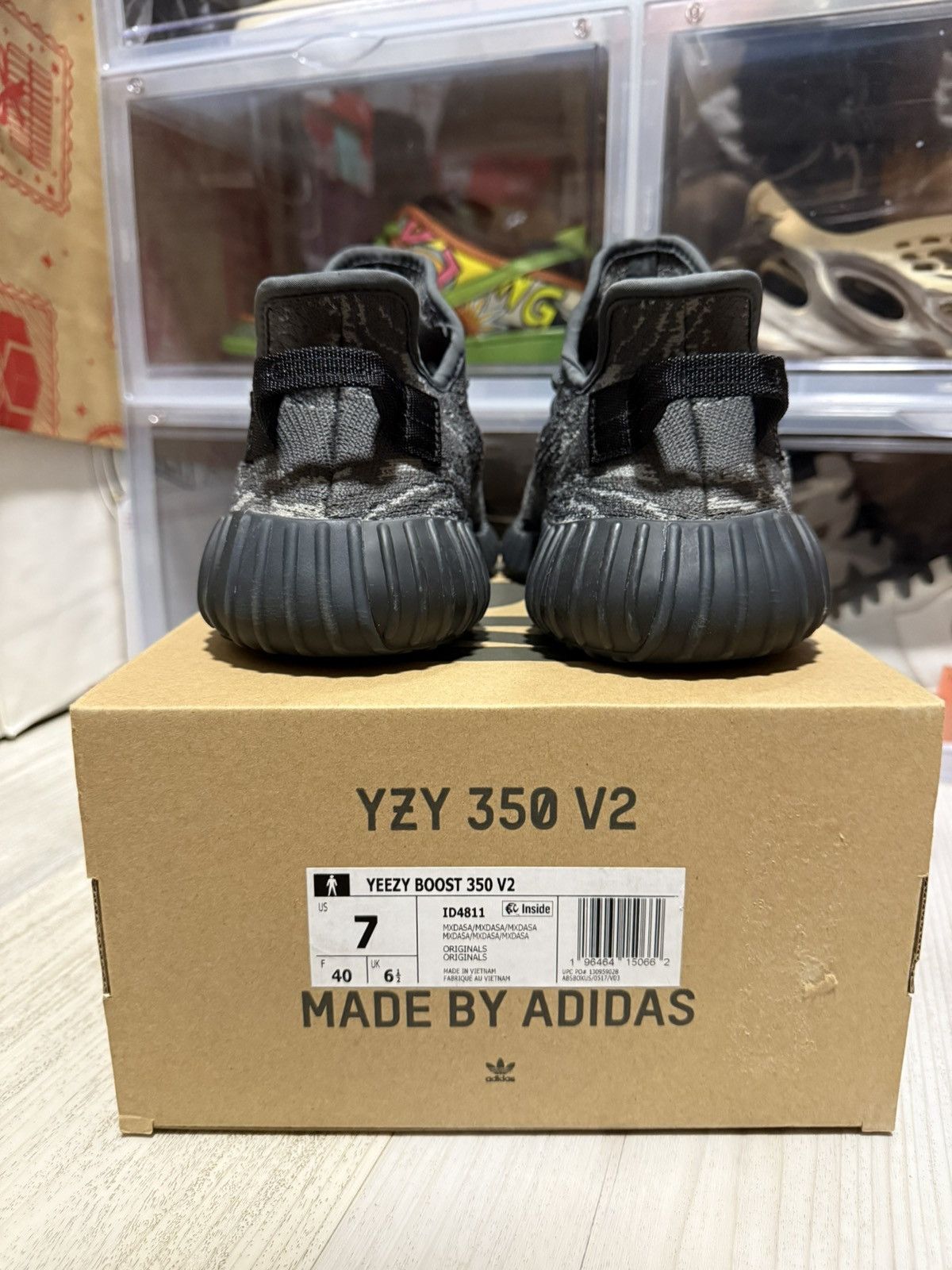 Adidas × Kanye West Adidas Yeezy 350 V2 Mx Dark Salt Size US 7 / EU 40 - 5 Thumbnail
