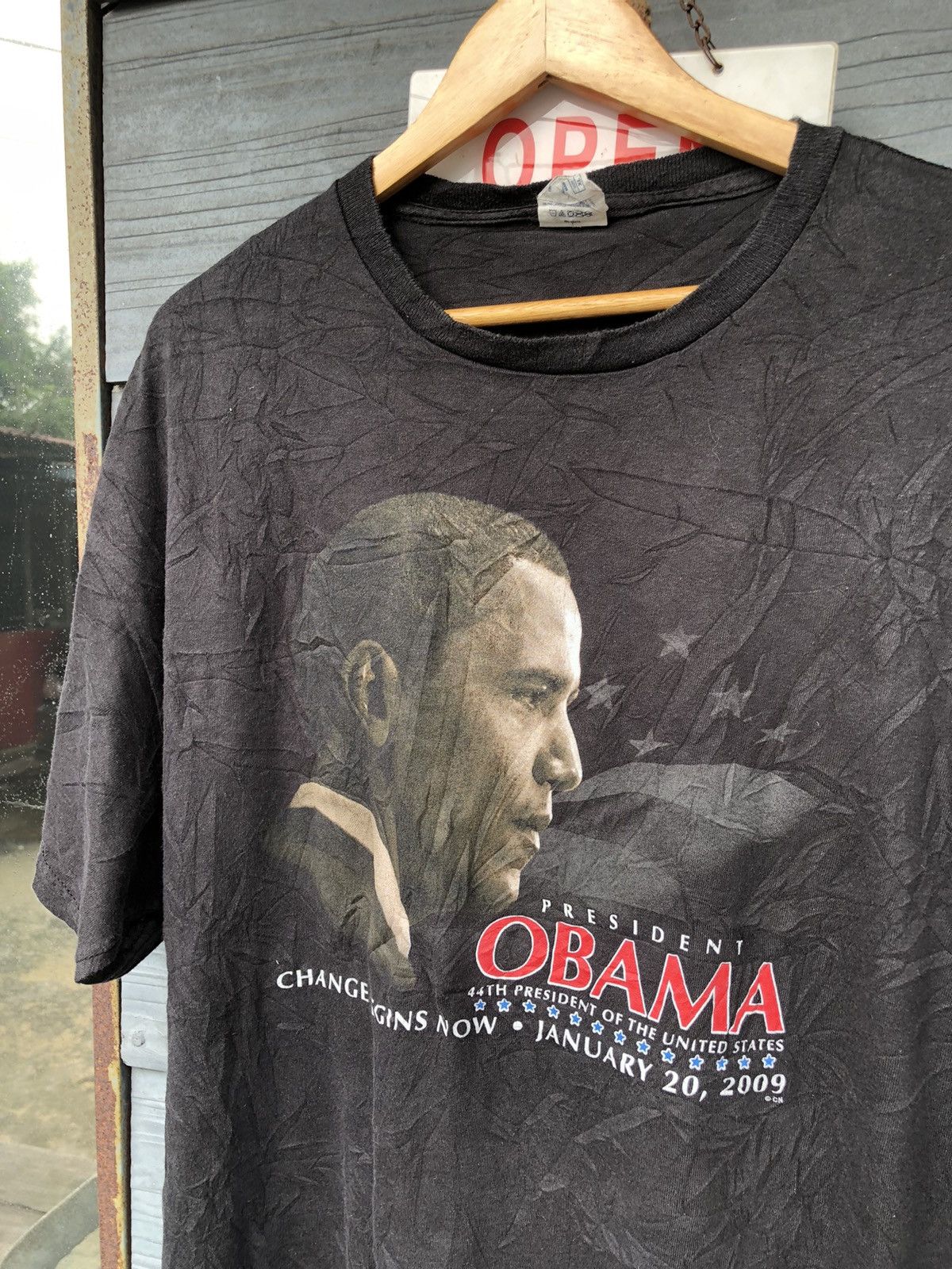 Vintage 🔥Vintage Y2K🔥President Obama Photo Tee Size US XL / EU 56 / 4 - 2 Thumbnail