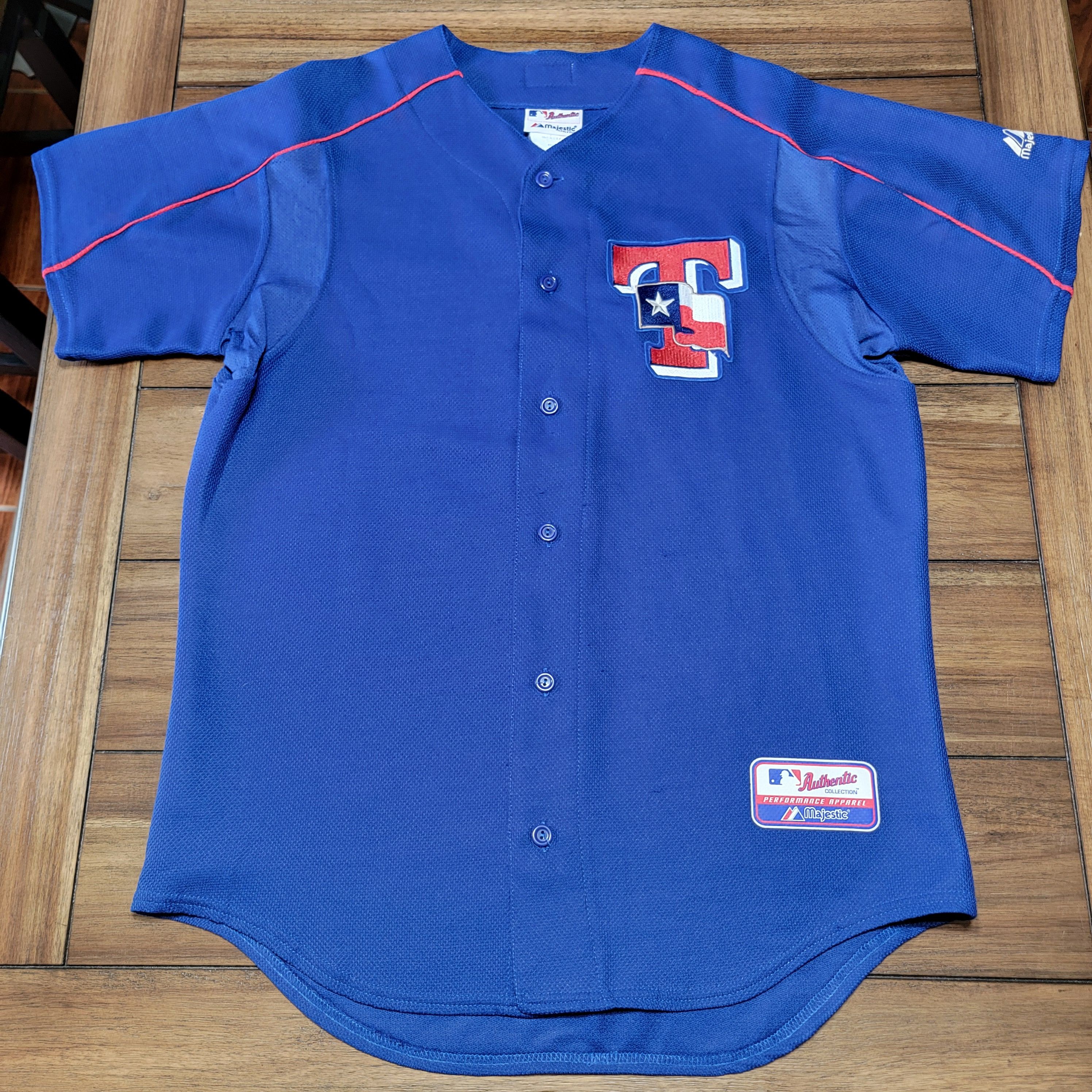 Majestic VINTAGE Majestic Athletic Texas Rangers SS Jersey-Medium Size US M / EU 48-50 / 2 - 1 Thumbnail