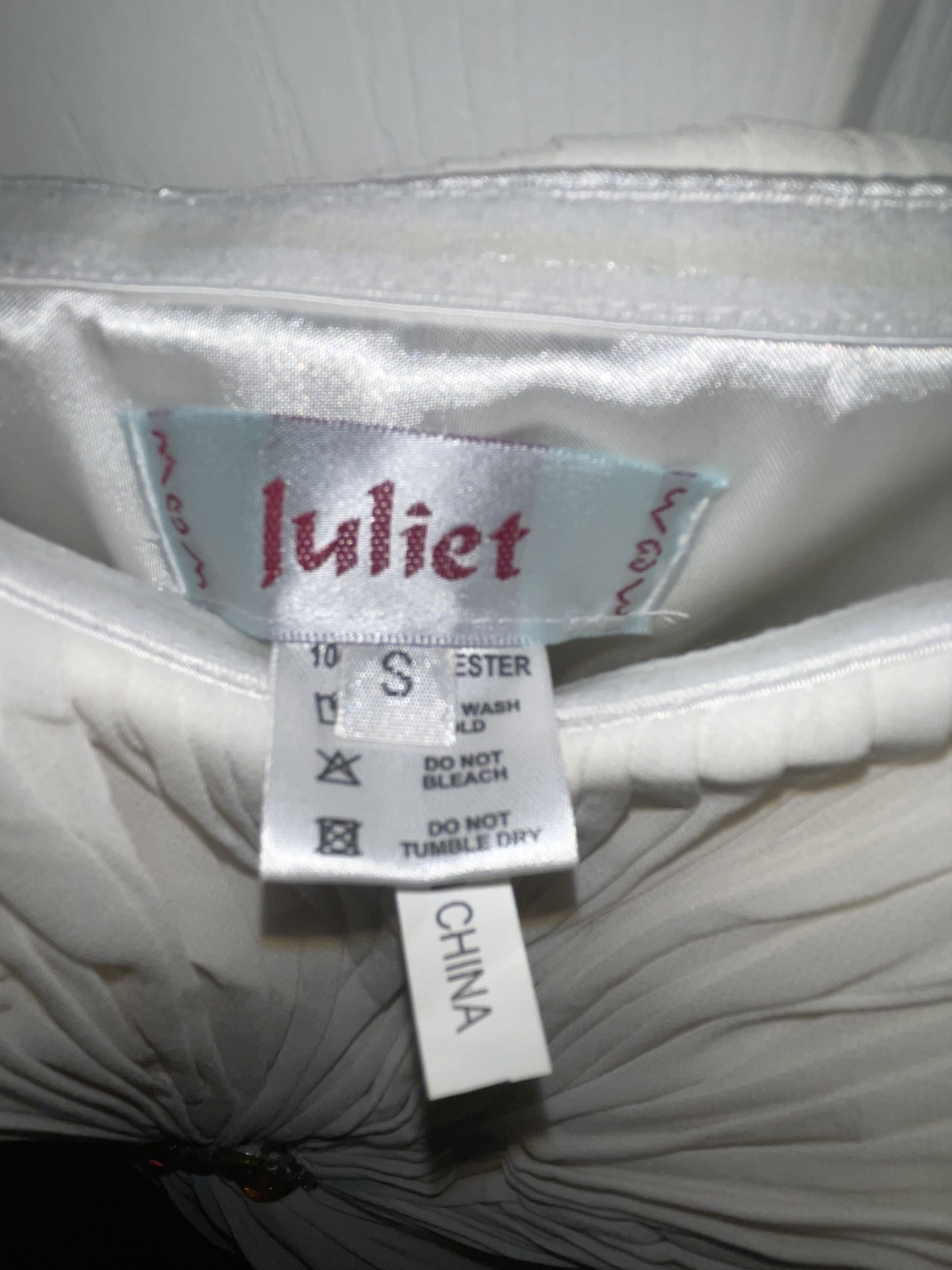 Other Juliet Elegant Cream Wedding Dress Size S / US 4 / IT 40 - 2 Thumbnail