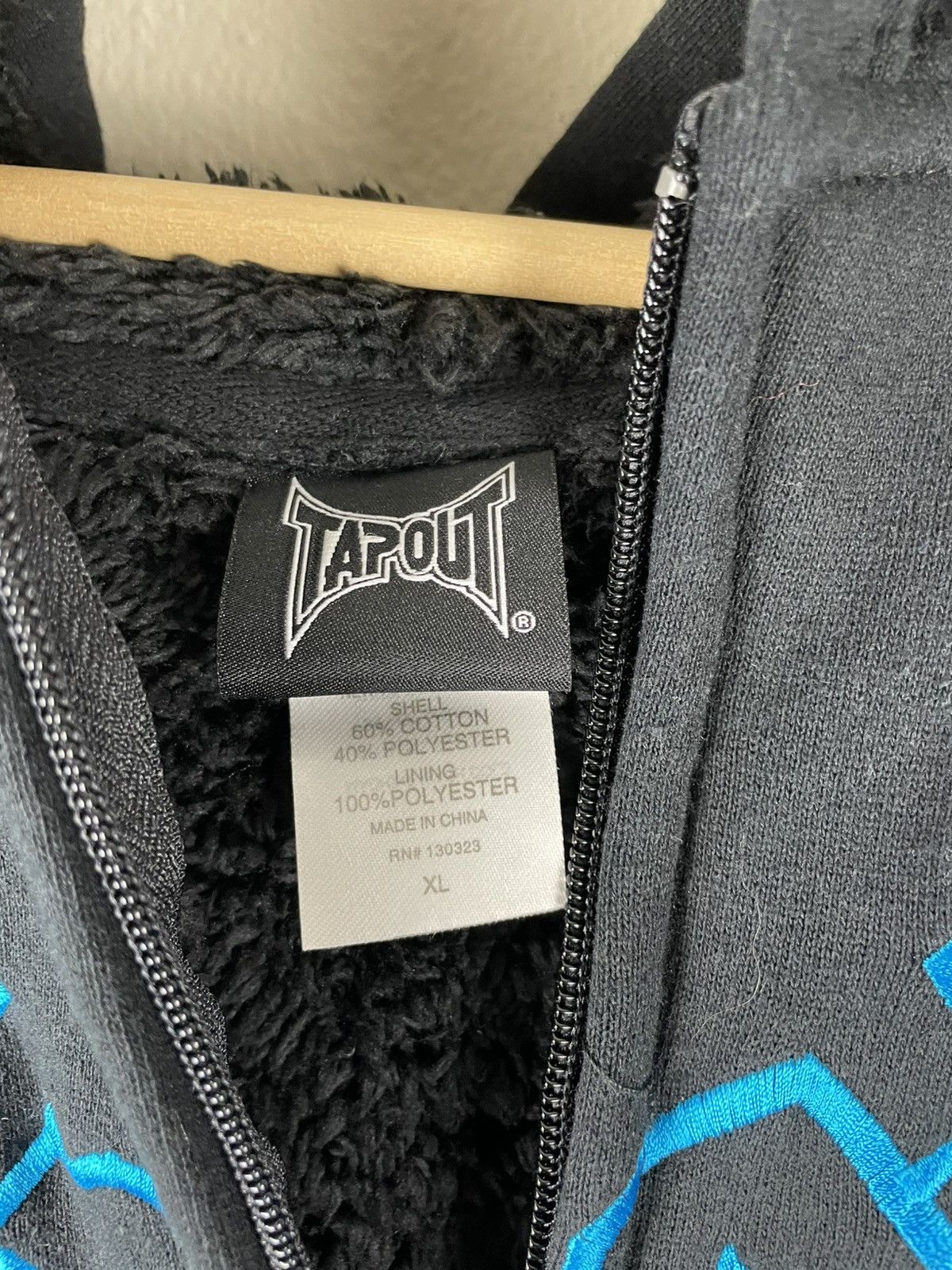 Vintage Vintage Tapout Spellout Hoodie Gothic Grunge Y2K Men’s XL Size US XL / EU 56 / 4 - 4 Thumbnail