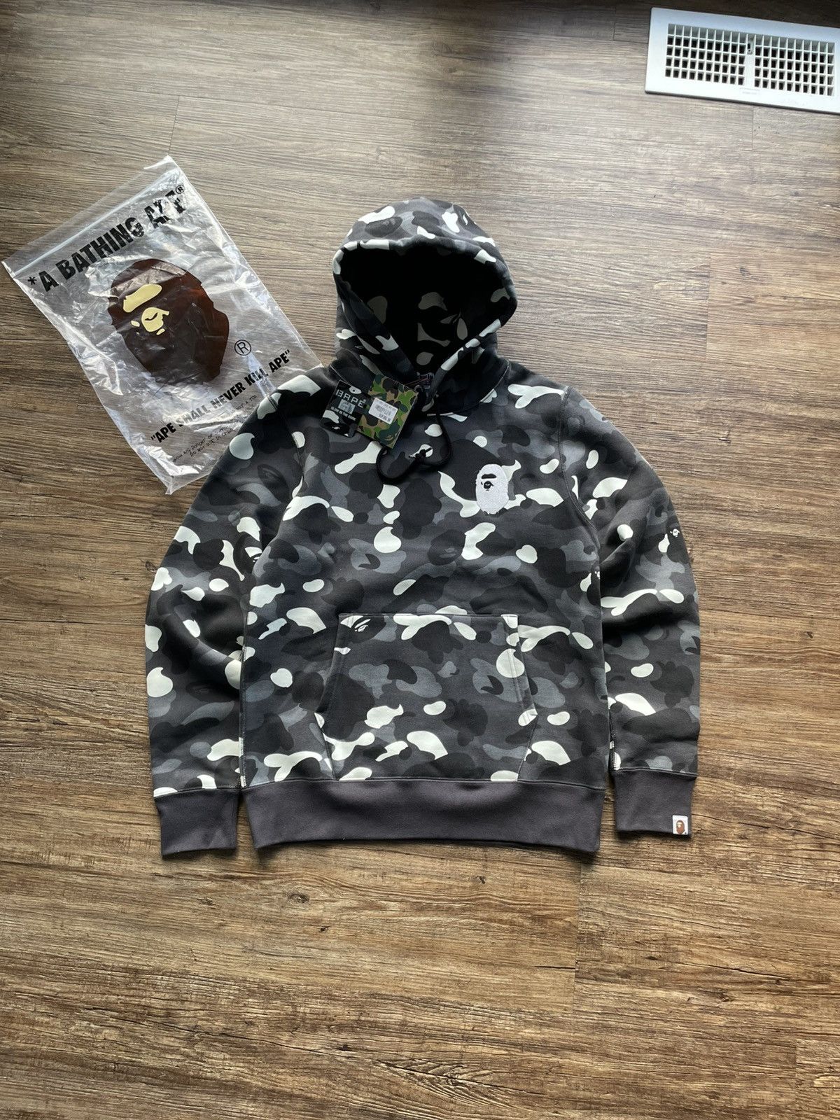 Bape Camouflage Bape Pullover|M|Neu mit Ettiket|OriginalNP:296€ | Size US M / EU 48-50 / 2 - 2 Thumbnail