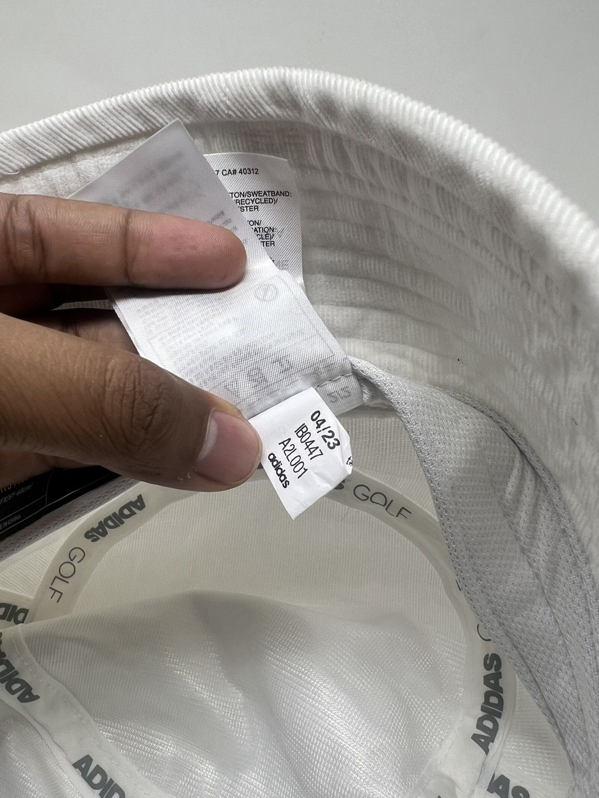 Adidas Adidas White Corduroy Bucket Hat Size ONE SIZE - 13 Thumbnail