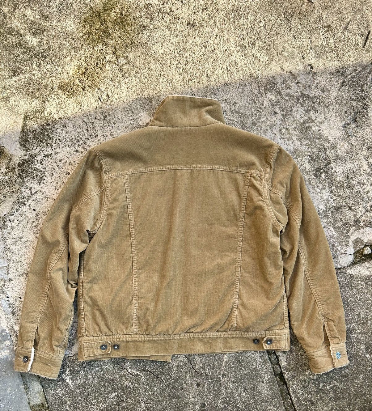 GU Vintage 1990s GU Corduroy Sherpa-Lined Trucker Jacket. Size US M / EU 48-50 / 2 - 13 Thumbnail
