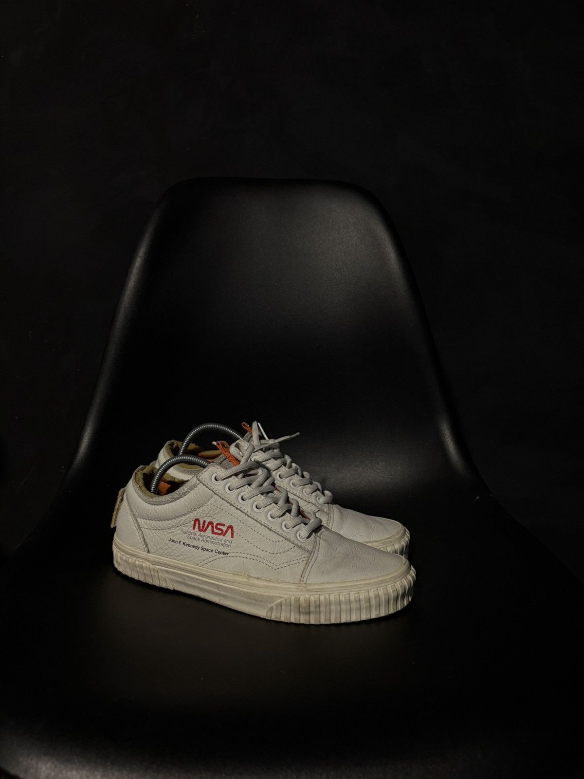 Vans Vans nasa collab Size US 8 / EU 41 - 1 Thumbnail