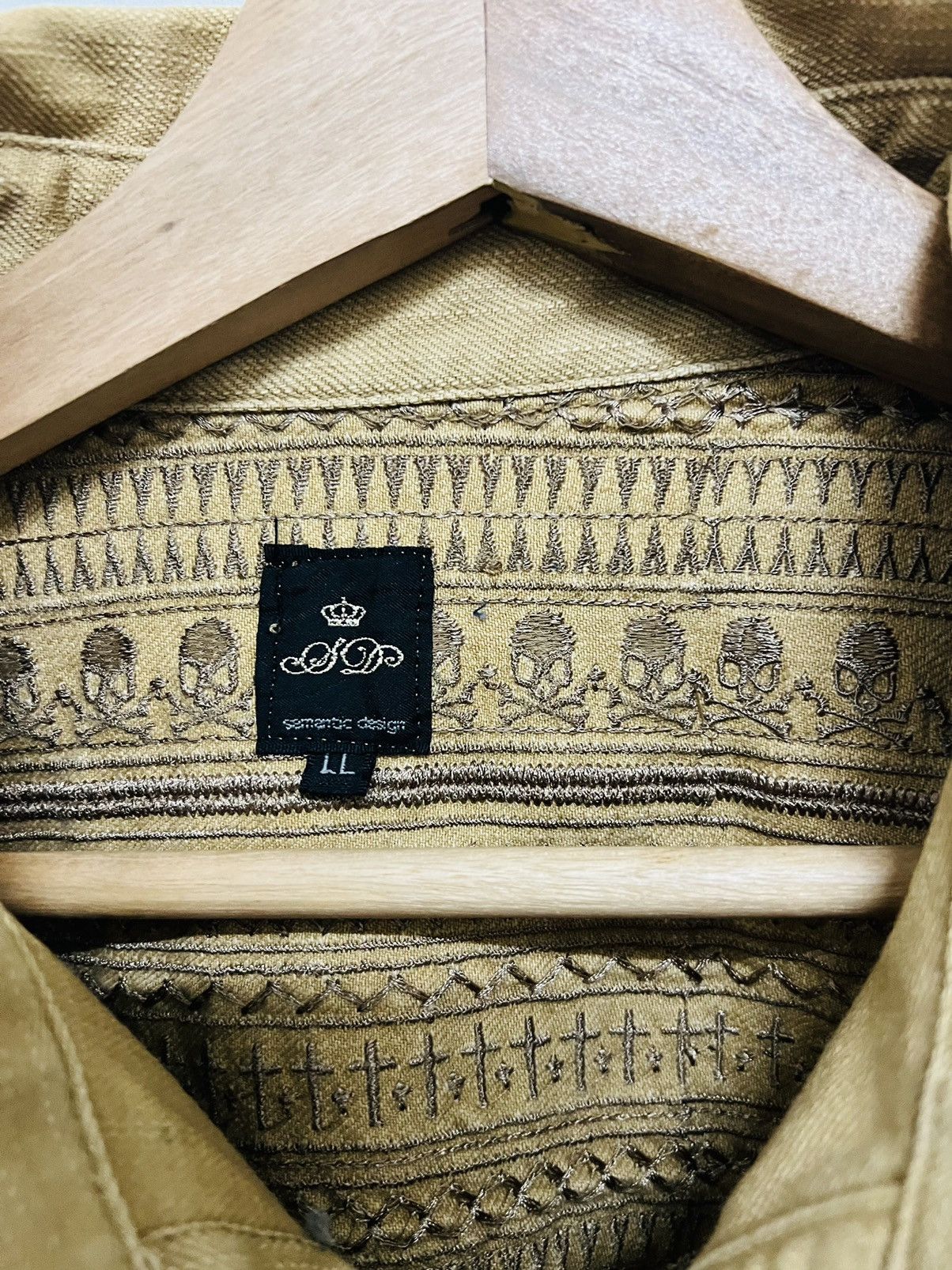 Japanese Brand Semantic Design Junya ArtWork Skull Embroidery Shirt Size US L / EU 52-54 / 3 - 5 Thumbnail