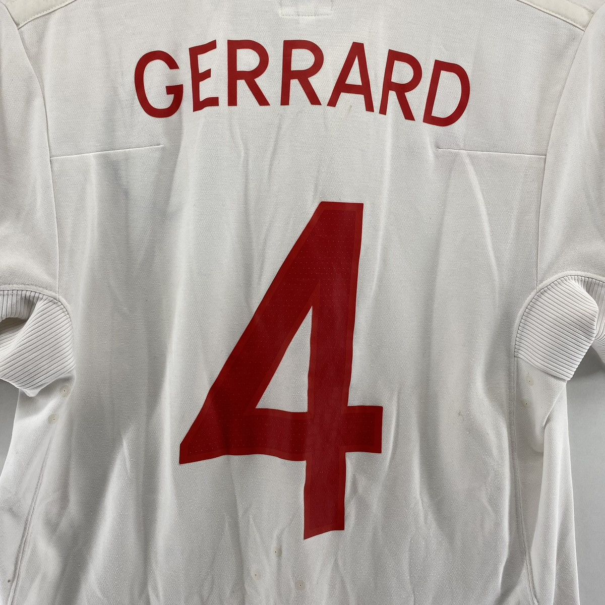 Umbro Gerrard England 2010 Home Soccer Football Jersey Kit Shirt Size US M / EU 48-50 / 2 - 3 Thumbnail