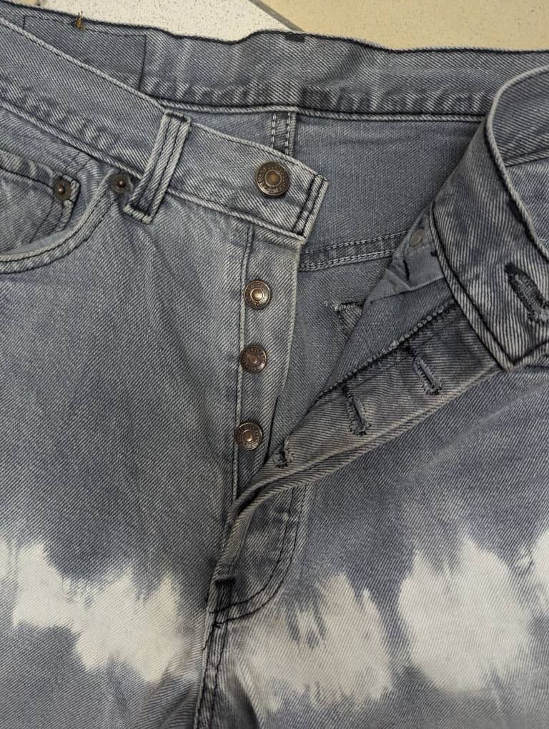 Jean × Levi's Vintage Levi's 501 Grey Distressed Size US 30 / EU 46 - 4 Thumbnail