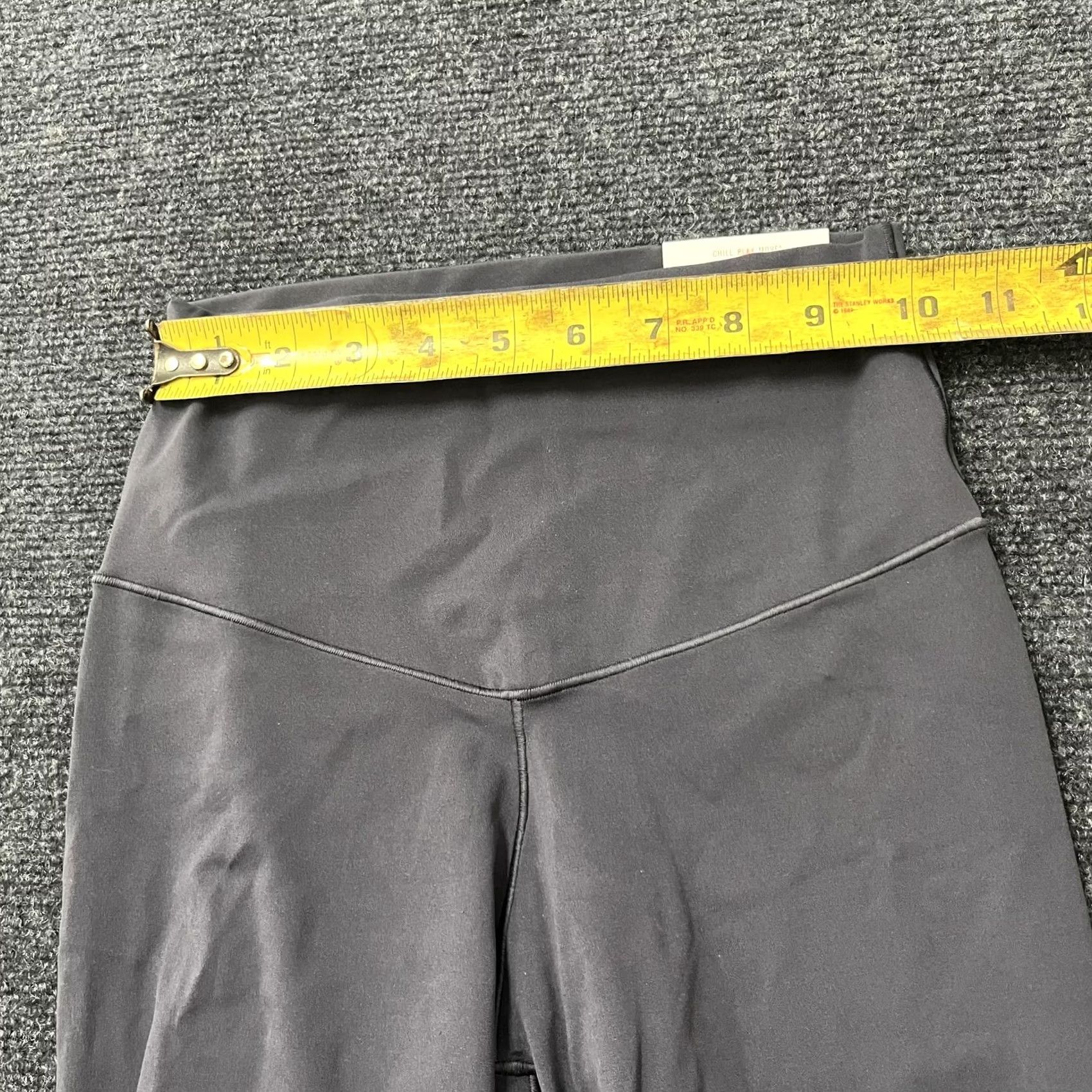 Vintage VINTAGE Aerie 7/8 Leggings Womens Small Gray High Rise Chill. Play. Move. 7/8 Legging Pants Skinny Yoga Gym Wear Womens Small Gray Size 28" / US 6 / IT 42 - 7 Thumbnail