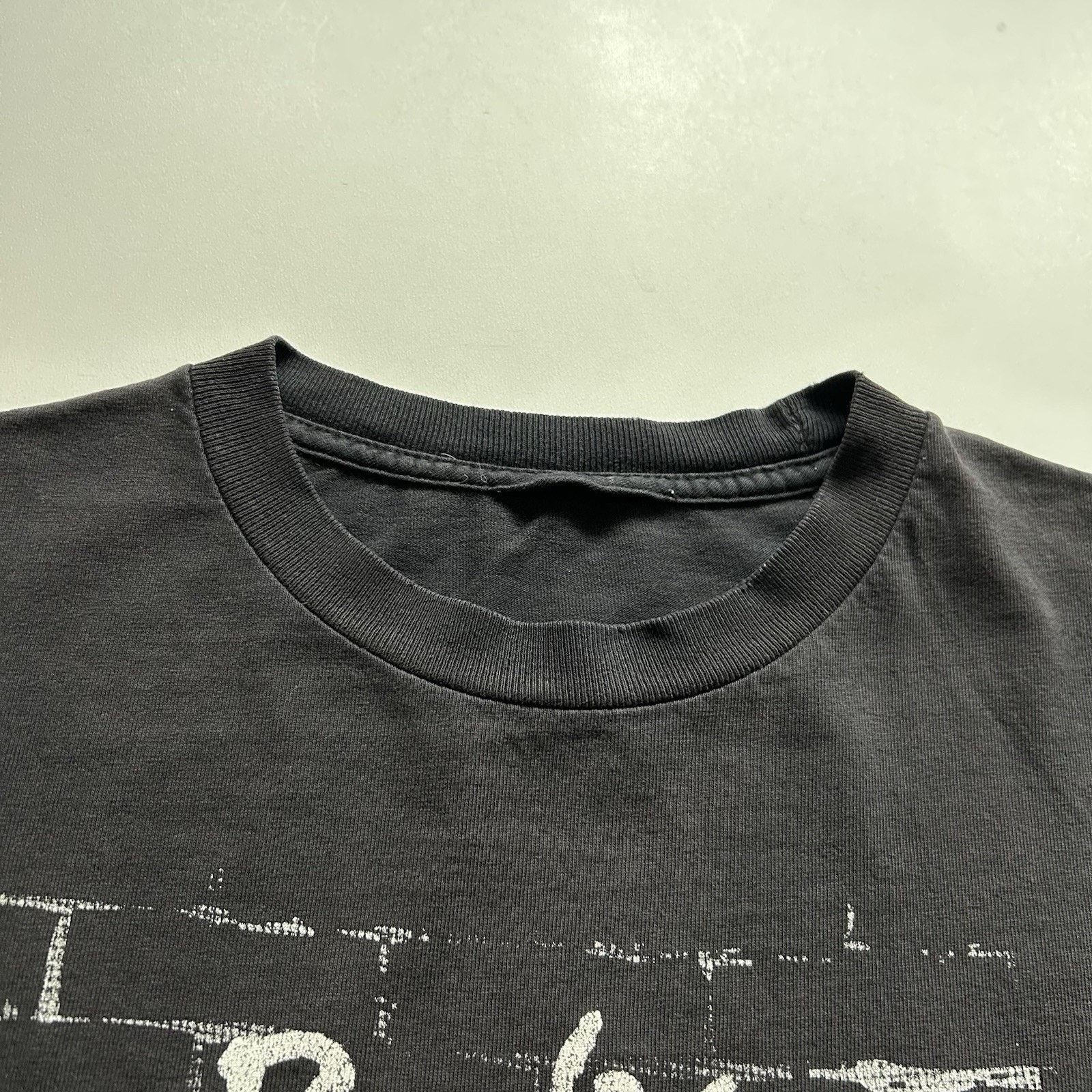 Band Tees × Pink Floyd × Vintage Vintage Pink Floyd The Wall T-Shirt Medium Band Faded Black Size US M / EU 48-50 / 2 - 3 Thumbnail