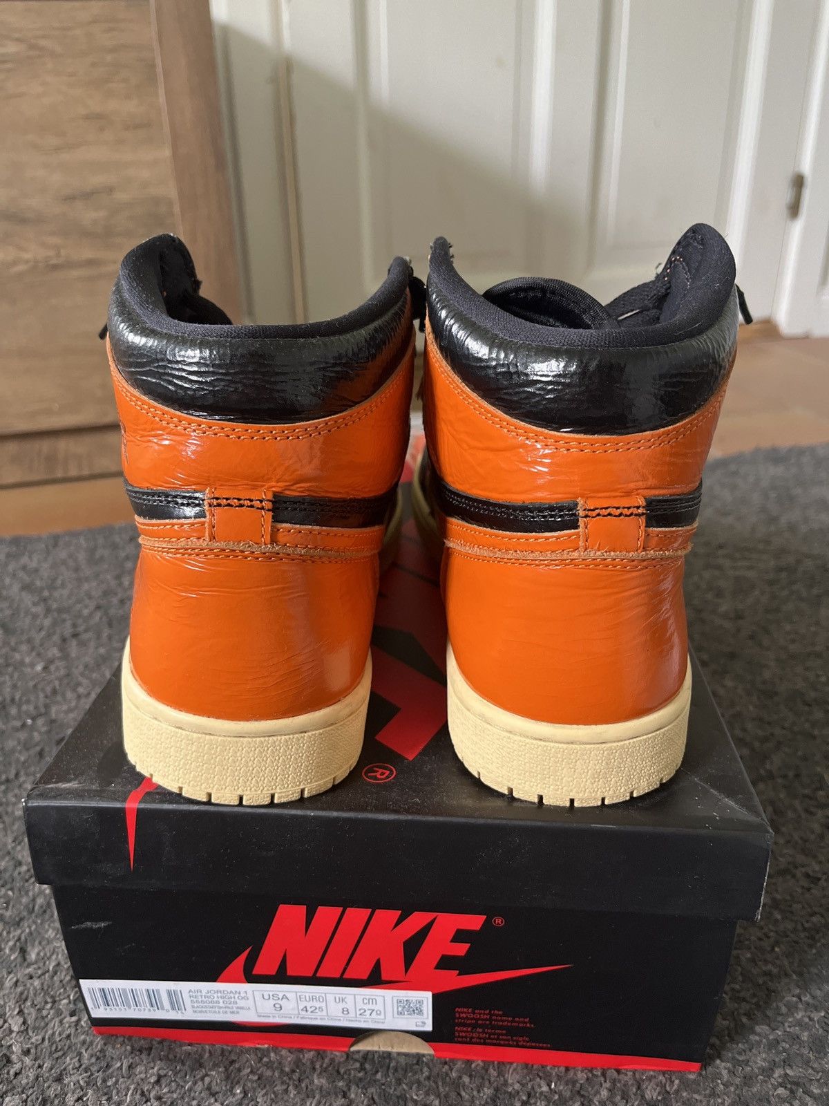 Jordan Brand Air Jordan 1 Shattered Backboard Size US 9.5 / EU 42-43 - 2 Thumbnail