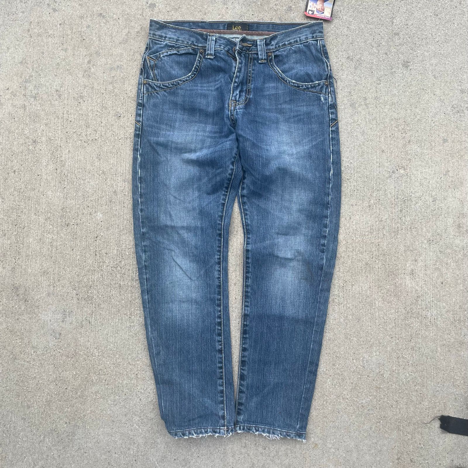 Lee Vintage Lee Jeans 31x28 Faded Blue Denim Straight Leg Pants Size US 31 - 4 Thumbnail