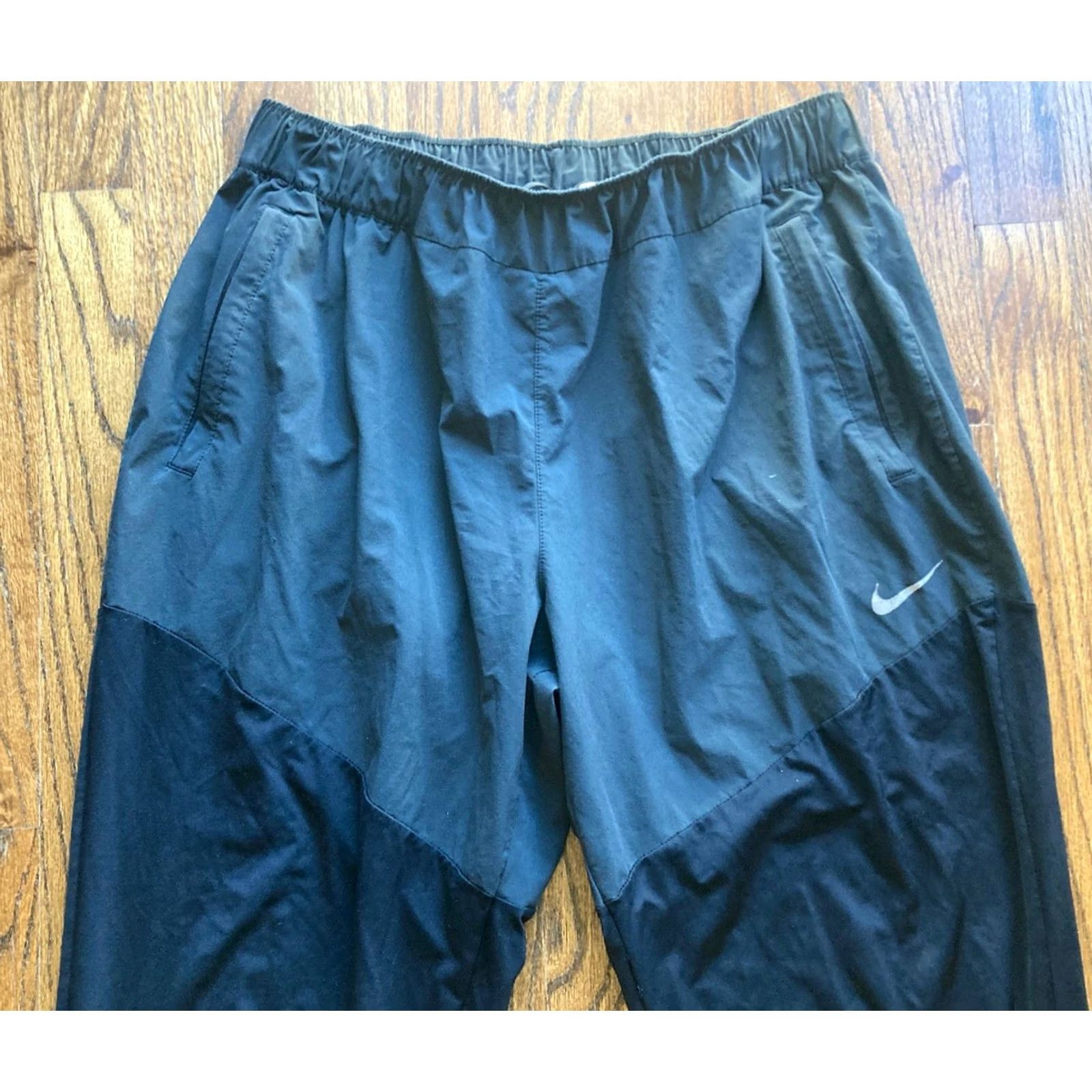 Nike Nike Dri-Fit Running Pants Womens XL Joggers Black Stretch Drawstring Size 40" / US 18 - 2 Thumbnail
