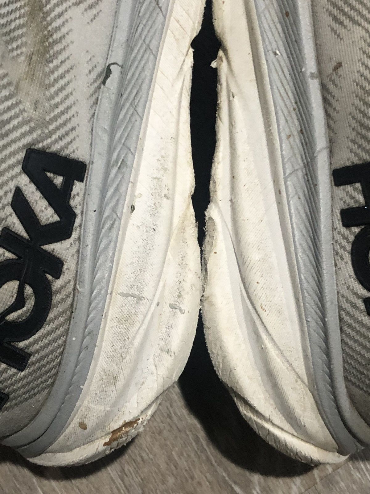 Hoka Hoka One One Clifton 9 Running Shoes Mens Size 12.5 Gray Size US 12.5 / EU 45-46 - 14 Thumbnail
