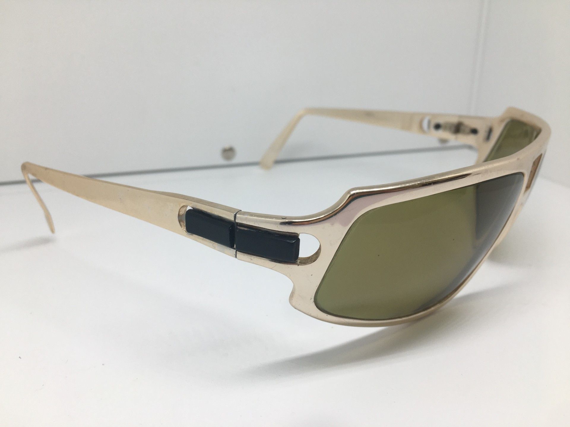 Yves Saint Laurent '71 MOD YVES SAINT LAURENT X RENAULD U.S.A. SUNGLASSES RARE Size ONE SIZE - 5 Thumbnail
