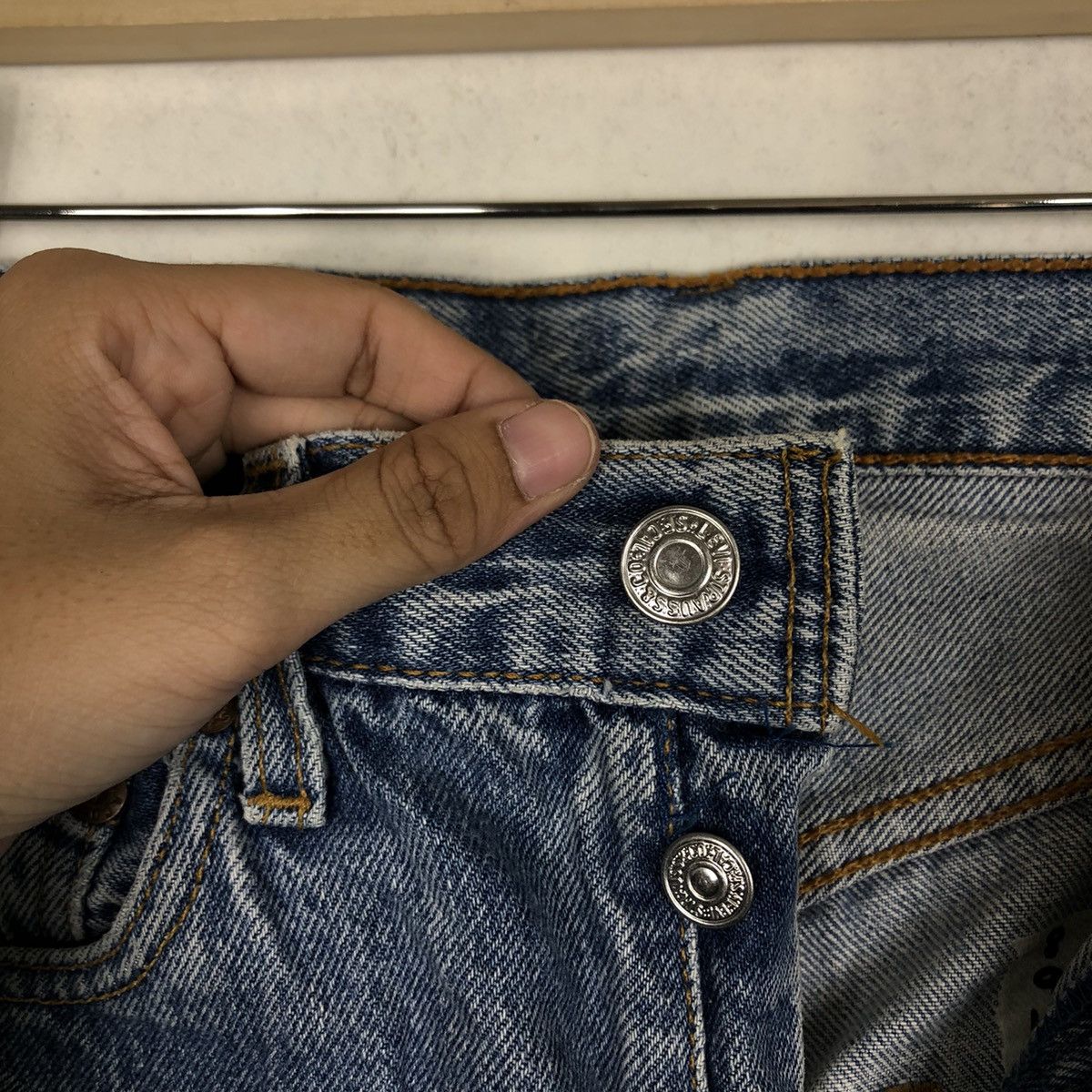 Levi's 🔥90’s VINTAGE LEVIS 501 DISTRESSED DENIM JEANS Size US 26 / EU 42 - 12 Thumbnail