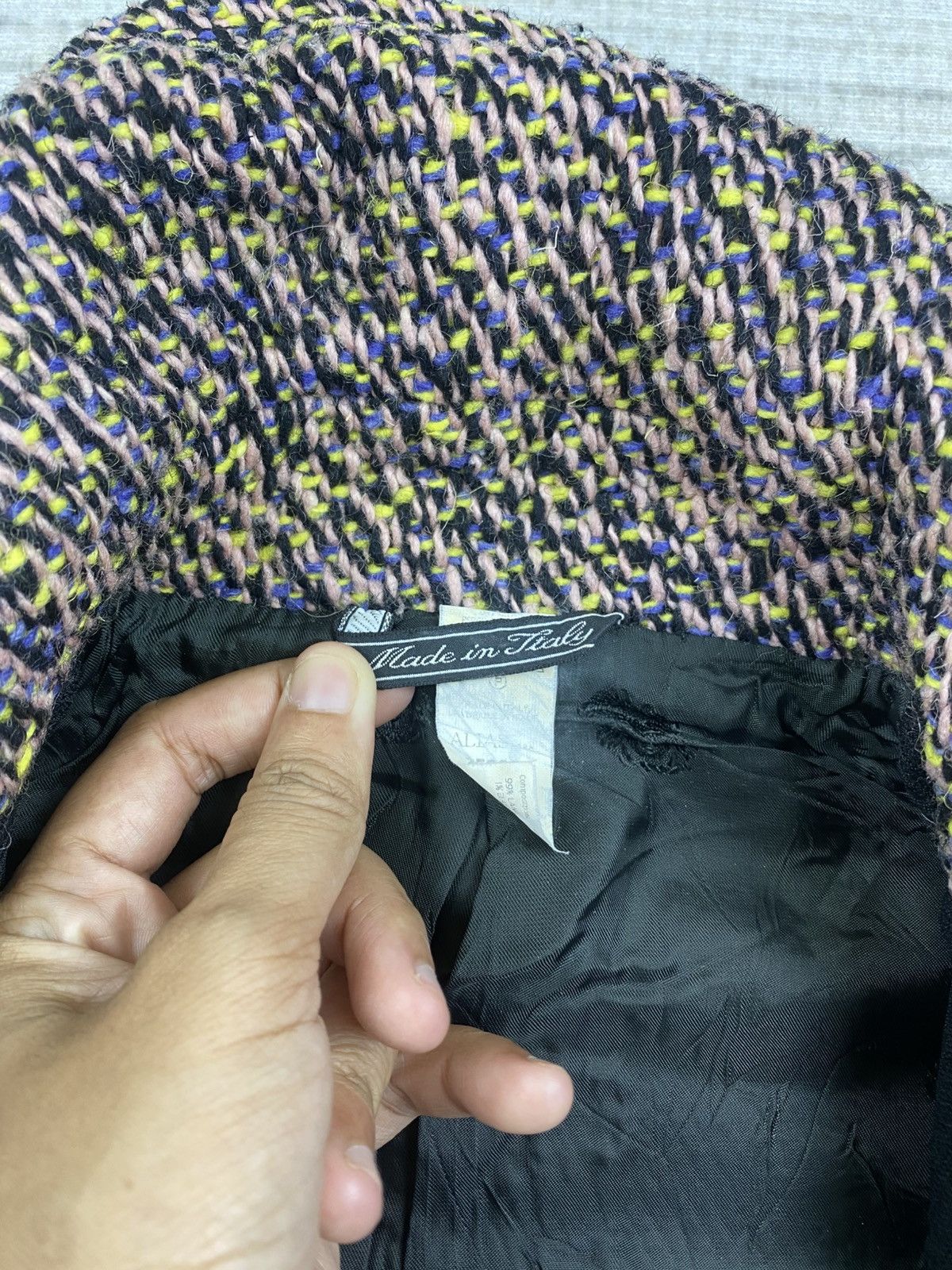 Versace 🔥RARE Vintage Gianni Versace Asymmetrical Knit Jacket Size US S / EU 44-46 / 1 - 11 Thumbnail