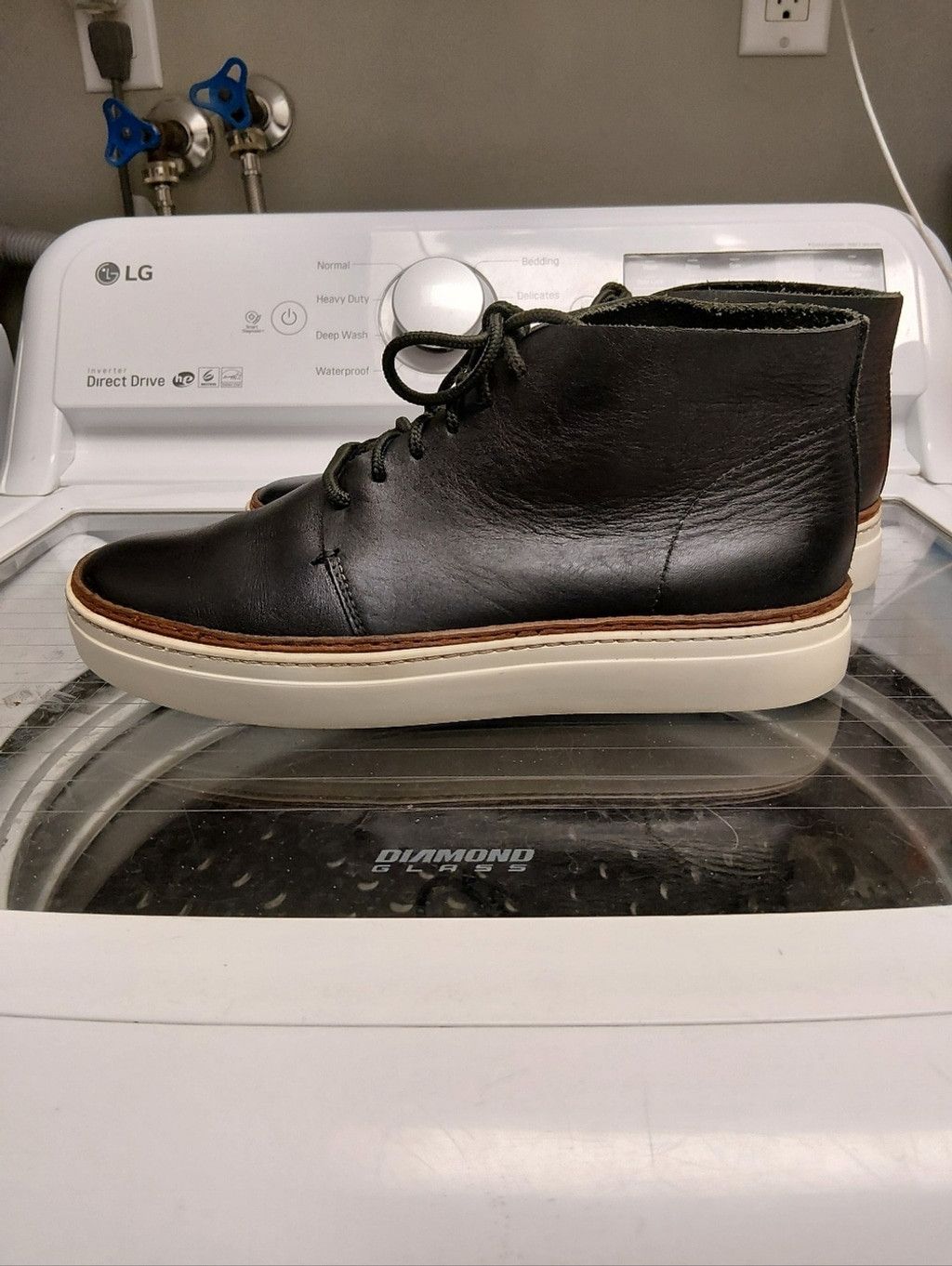 Cos COS Black Leather Lace-Up Chukka Boots with White Sole Size US 9 / EU 42 - 4 Thumbnail