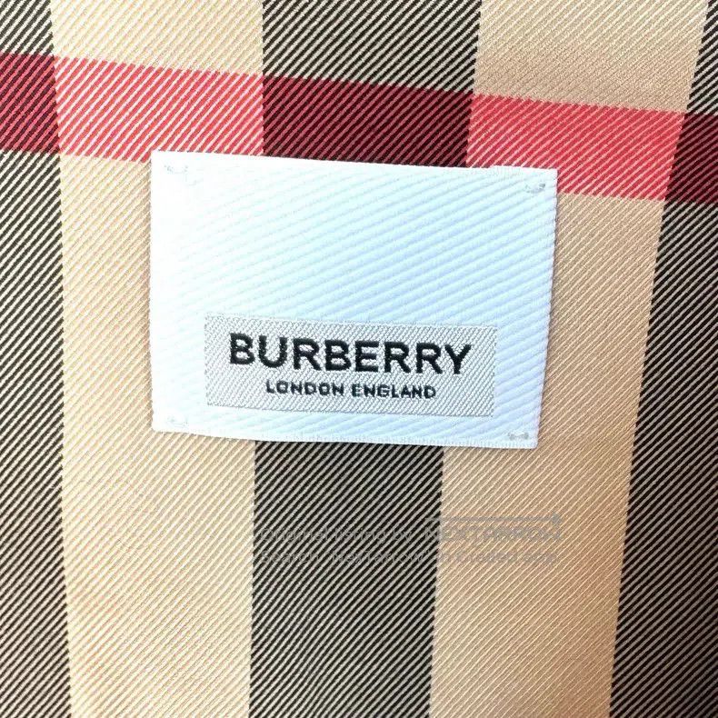 Burberry Burberry Classic Check Button. Size US XS / EU 42 / 0 - 3 Thumbnail