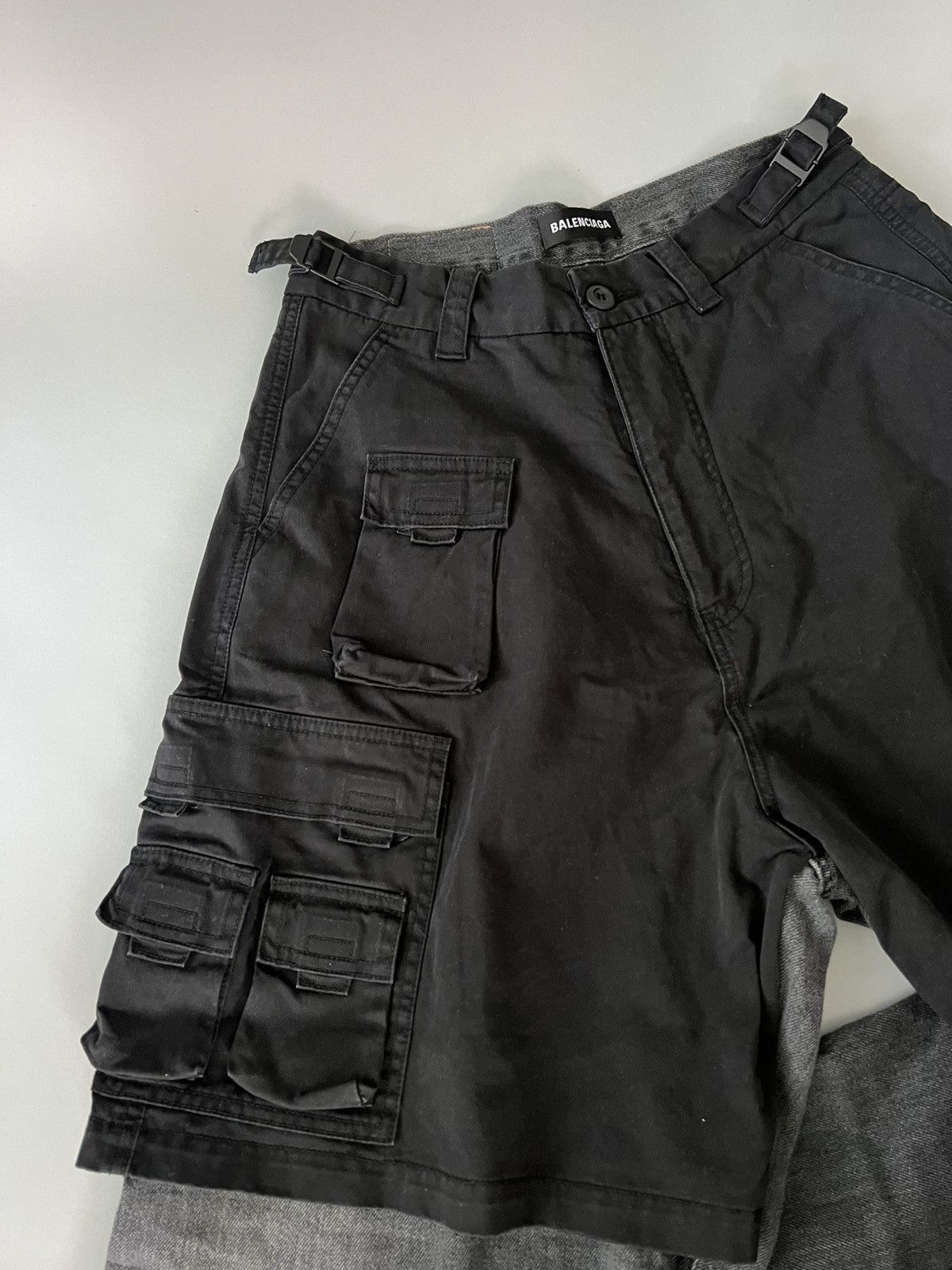 Balenciaga Balenciaga FW21 Afterworld Hybrid Cargo Pants Size US 31 - 8 Thumbnail