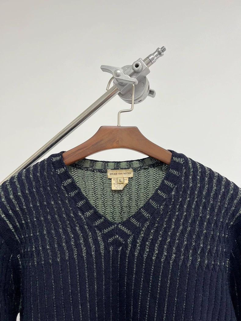 Dries Van Noten dries van noten Striped knit V-neck sweater 2506-Nextarrow Size US L / EU 52-54 / 3 - 3 Thumbnail
