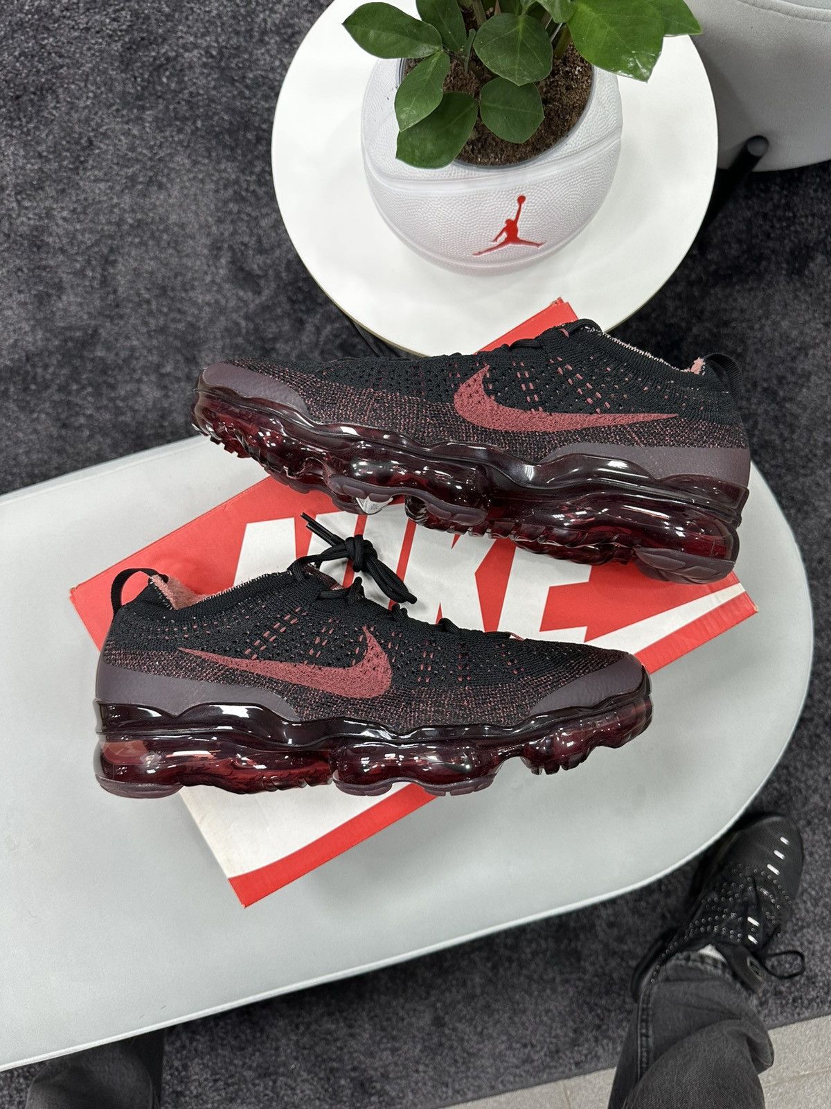 Nike Nike Vapormax 2023 Flyknit Size US 9.5 / EU 42-43 - 2 Thumbnail