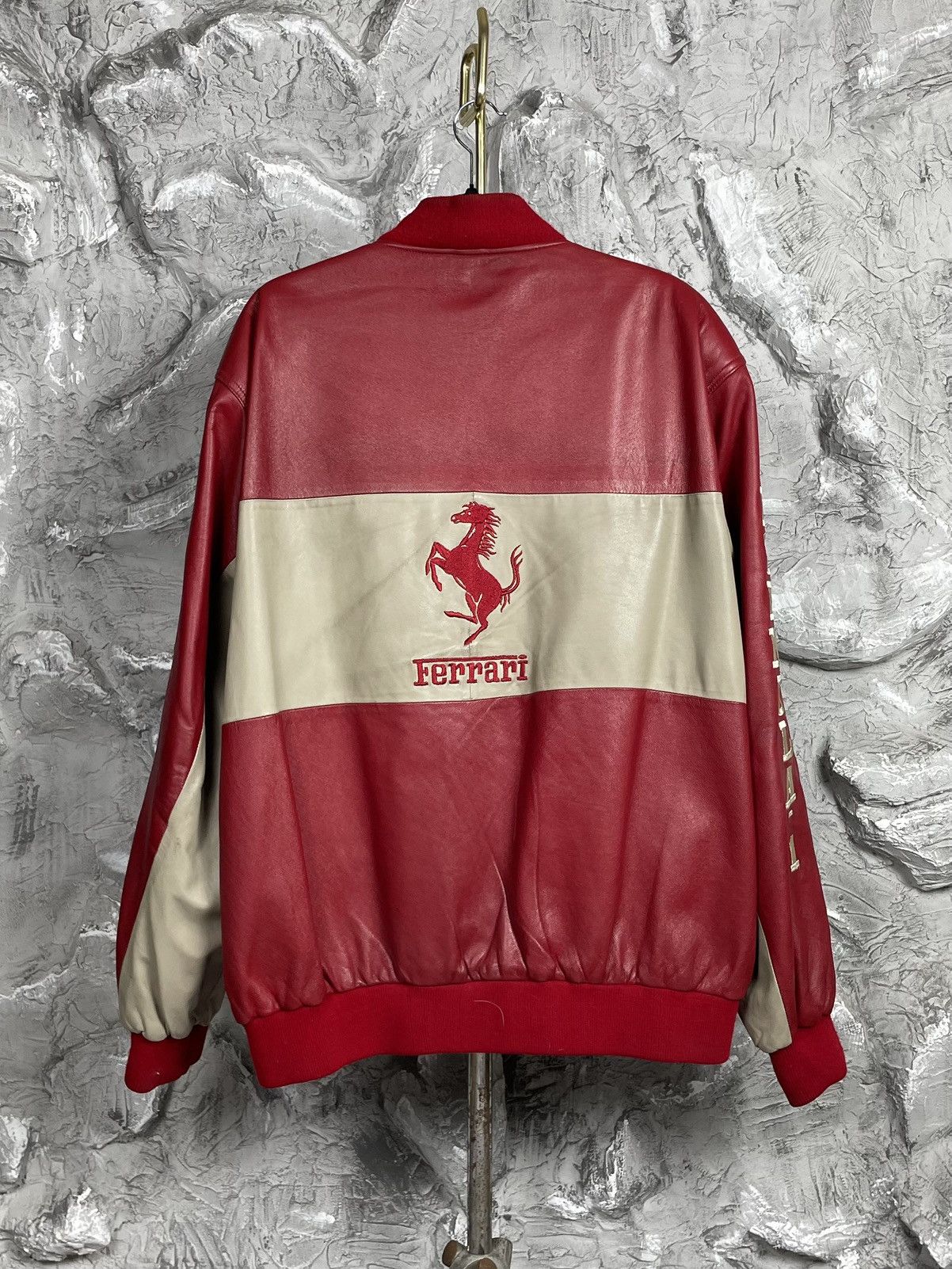 Ferrari Vintage Ferrari 1996 Formula 1 Rare Moto Leather Jacket Y2K Size US XL / EU 56 / 4 - 3 Thumbnail