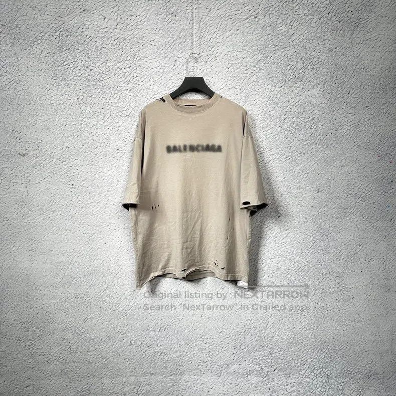 Balenciaga Balenciaga Solid color blurred letter print ripped round n Size US S / EU 44-46 / 1 - 1 Thumbnail