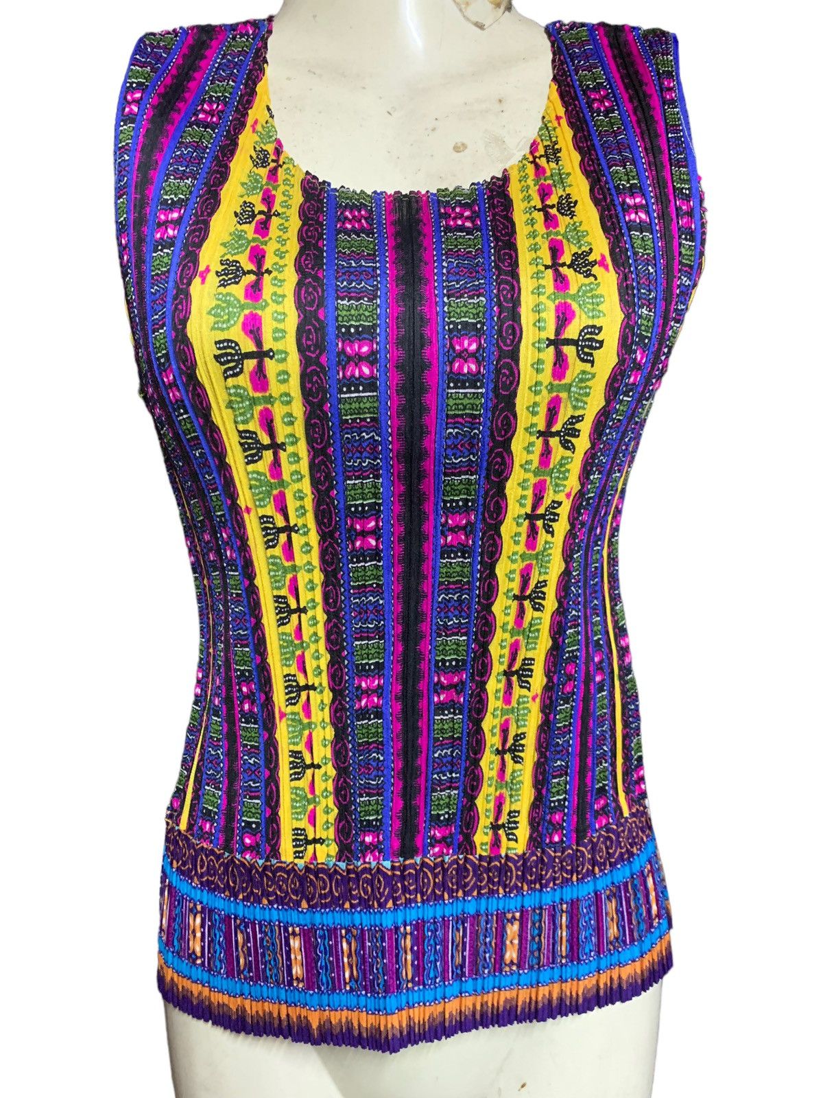 Pleats Please Issey Miyake Pleats please Issey miyake polka dot sleeveless blouse Size M / US 6-8 / IT 42-44 - 2 Thumbnail