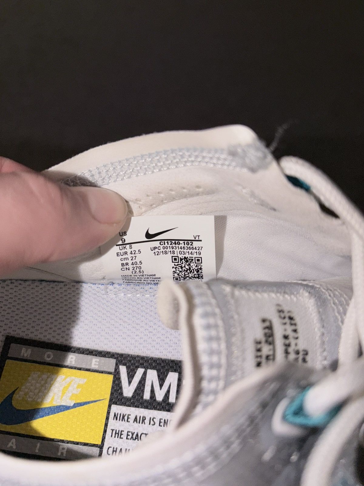 Nike mens NIKE Vapormaxx SE Size US 9 / EU 42 - 7 Thumbnail
