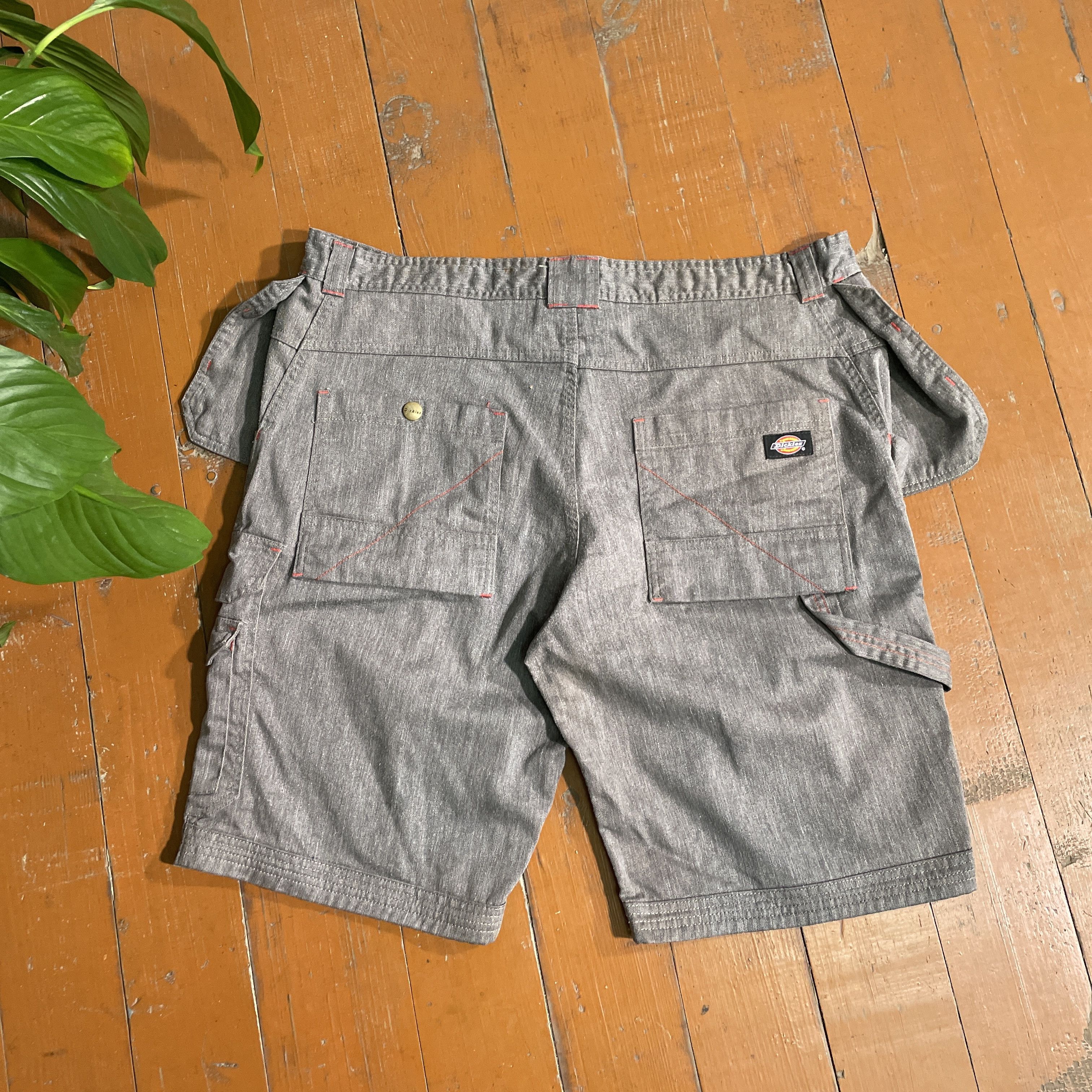 Dickies Vintage Dickies Work Shorts – Gray/Charcoal Canvas | W40 Size US 40 / EU 56 - 1 Thumbnail