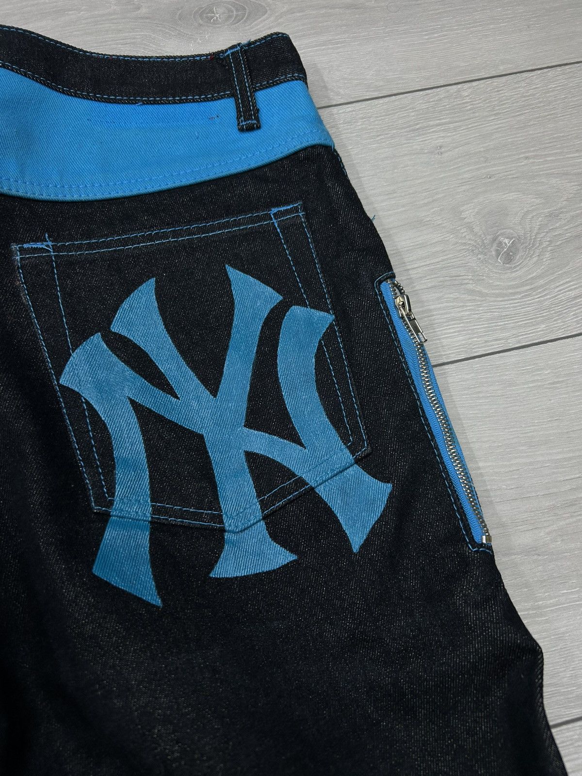 Vintage New York Yankees Jeans custom size 34 Size US 34 / EU 50 - 4 Thumbnail