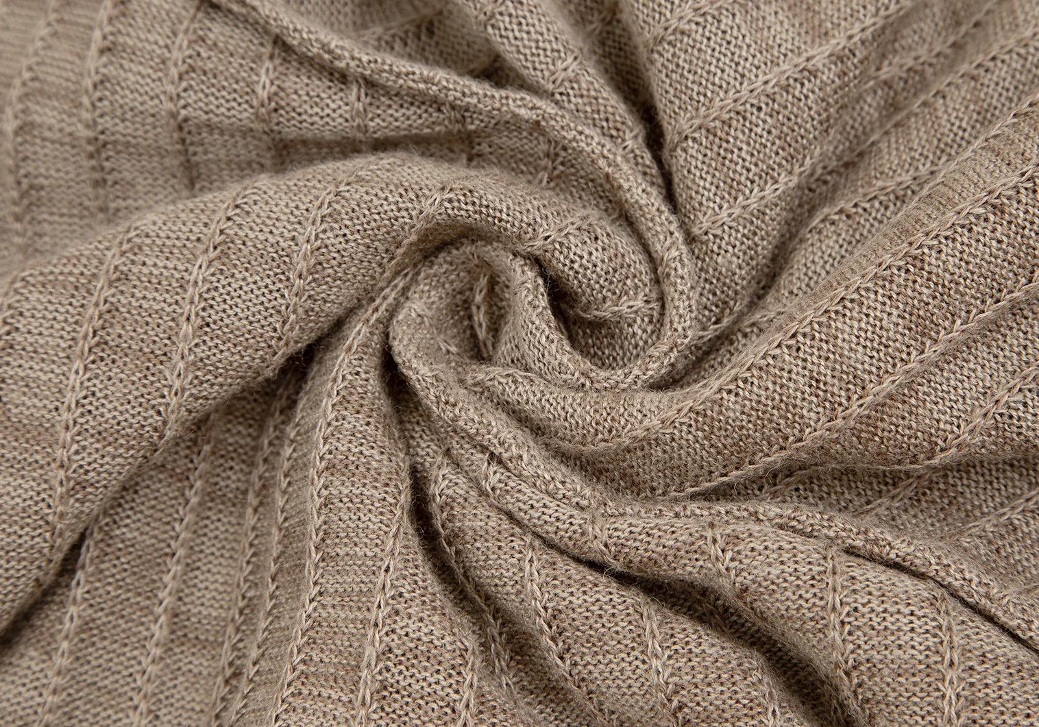 Issey Miyake Beige Patchwork Knit Sweater Size M Size US M / EU 48-50 / 2 - 9 Thumbnail