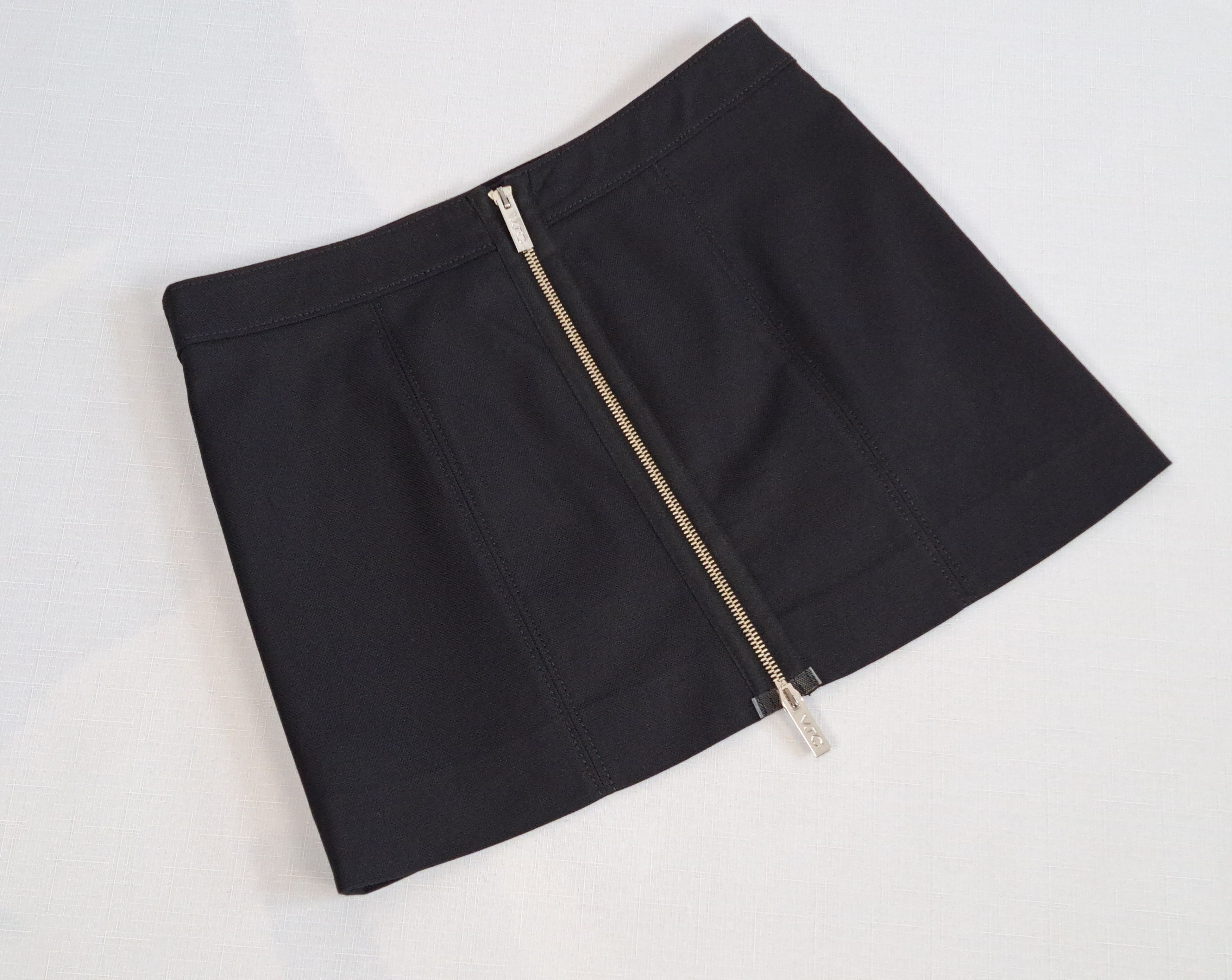 Versace Jeans Couture Versace Jeans Couture black mini skirt. Size 40IT Size 27" / US 4 / IT 40 - 3 Thumbnail