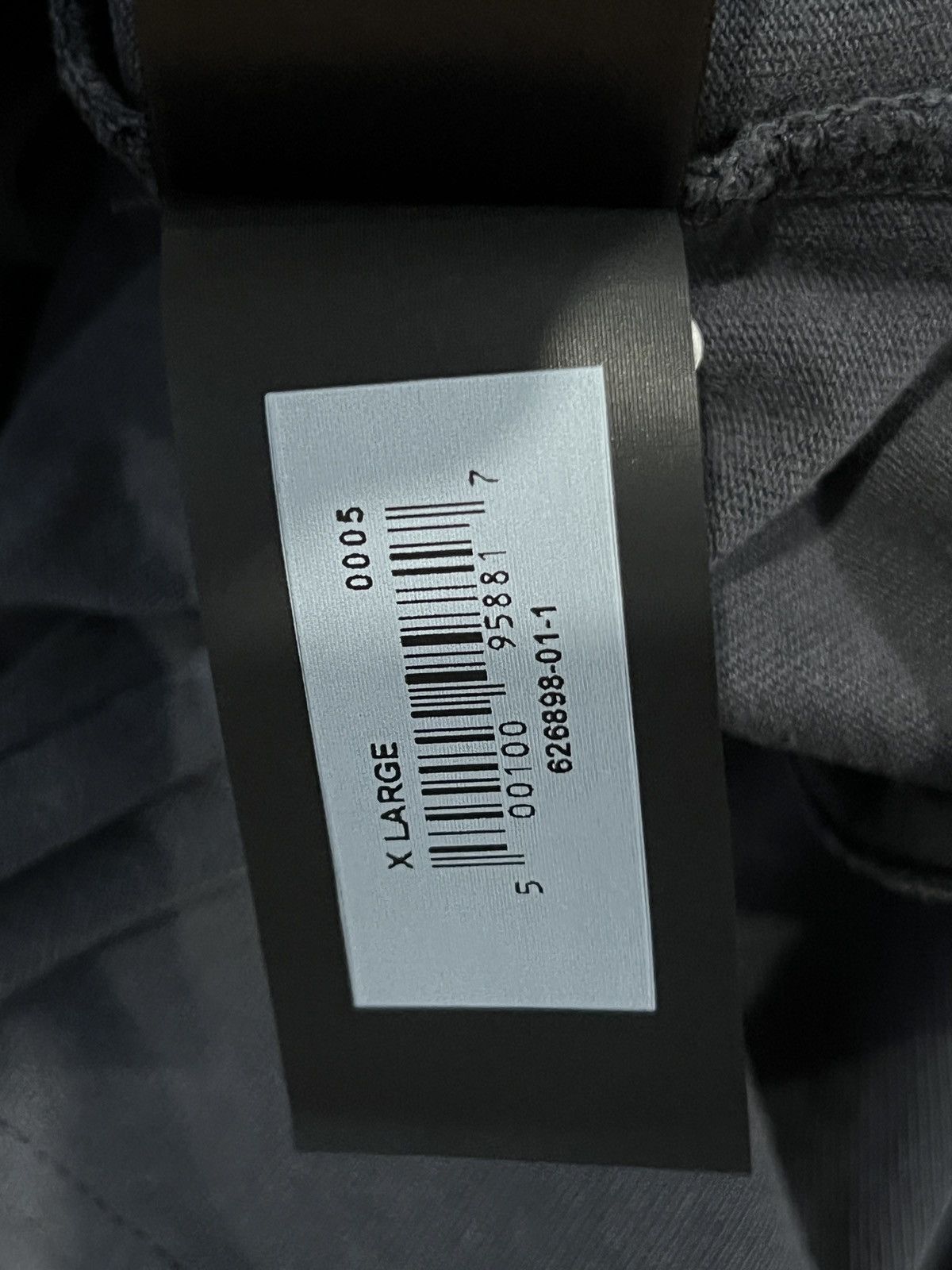 Balenciaga × Gap × Yeezy Yeezy Gap Poetic Black Tee XL Size US XL / EU 56 / 4 - 7 Thumbnail