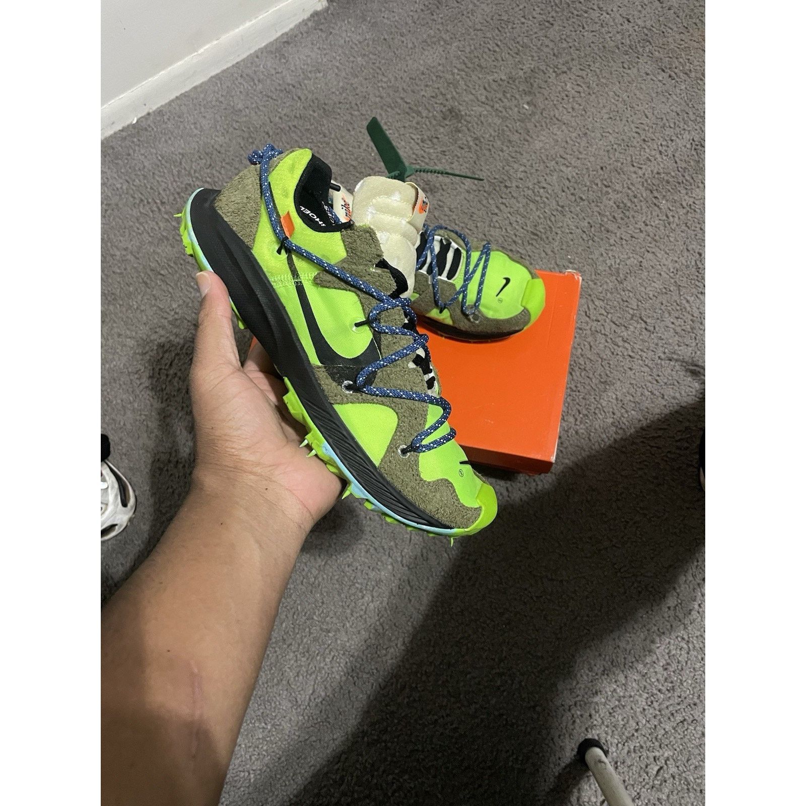 Nike Size 7.5M-Nike Off-White xAir Zoom Terra Kiger 5 in Progress Size US 7.5 / EU 40-41 - 1 Thumbnail