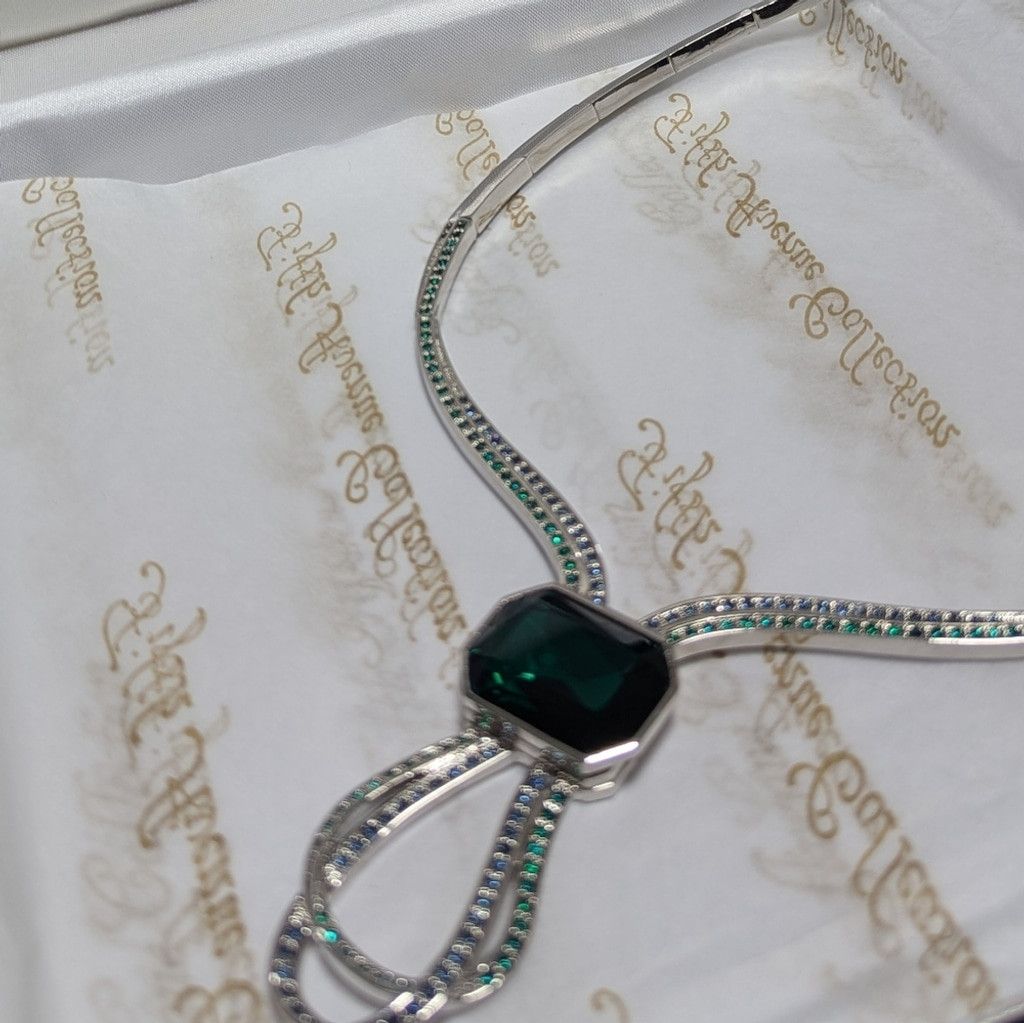 Other Fifth Avenue Collection Swarovski Emerald Crystals Necklace Size ONE SIZE - 8 Thumbnail