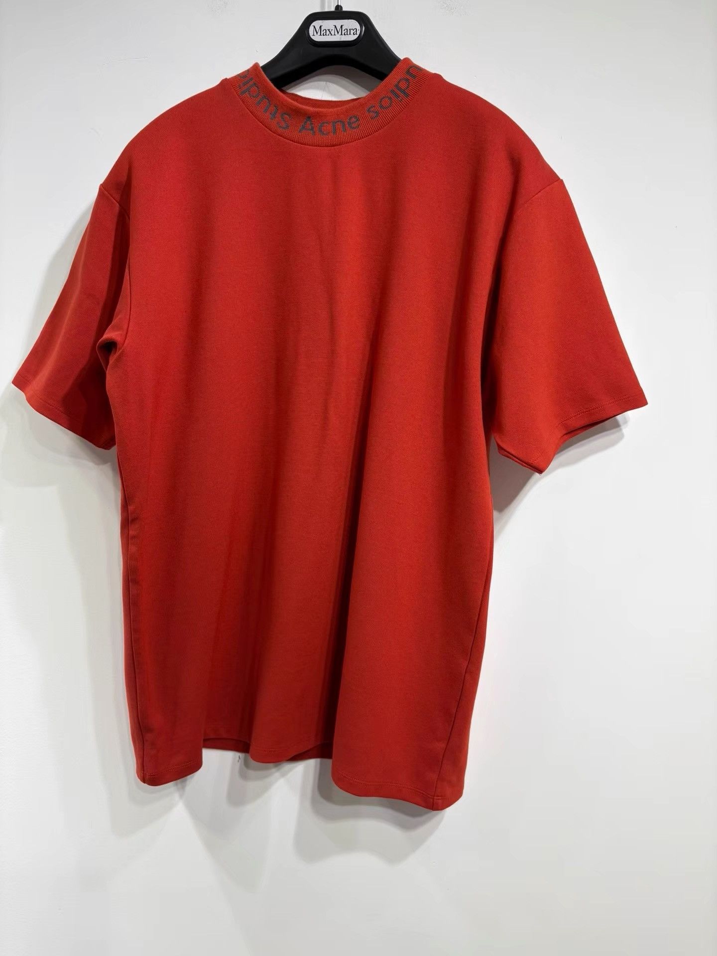 Acne Studios Acne Studios Men's Red Short Sleeve T-shirt K29 Size US S / EU 44-46 / 1 - 1 Thumbnail