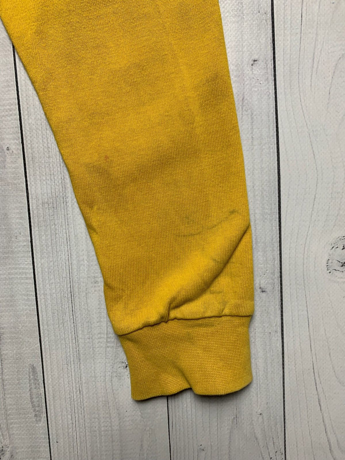 Vintage Vintage Australia rugby jersey yellow size S logo distressed Size US S / EU 44-46 / 1 - 8 Thumbnail
