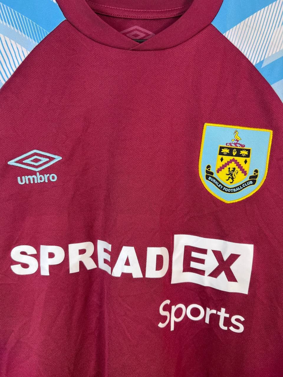 Umbro BURNLEY 2021 2022 HOME SHIRT WOOD #9 UMBRO Sz S Size US S / EU 44-46 / 1 - 2 Thumbnail