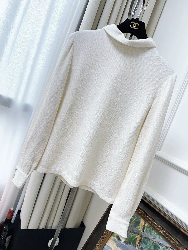 Chanel Chanel 22c early spring vacation series beige heavyweight Size XS / US 0-2 / IT 36-38 - 1 Thumbnail