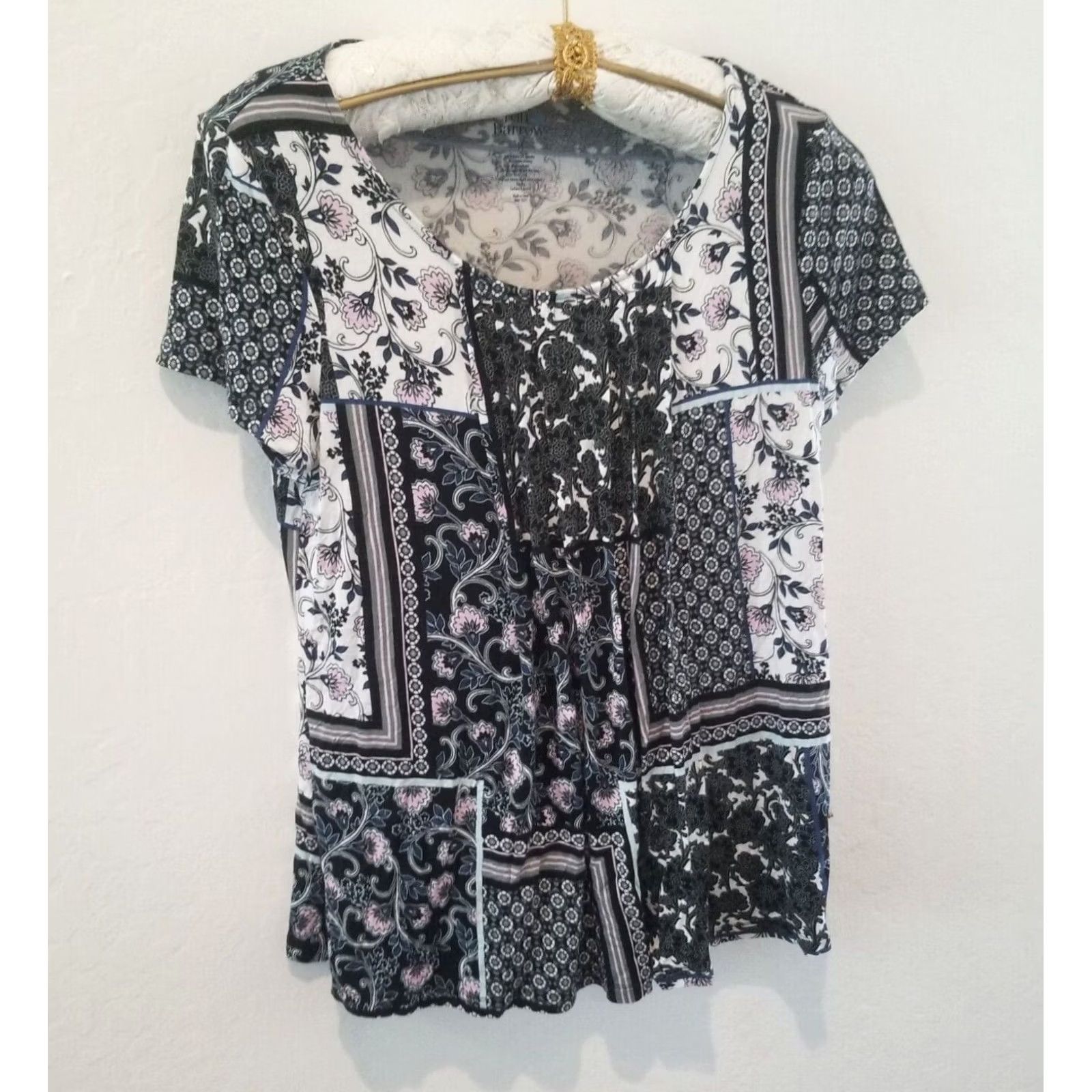Croft & Barrow Croft & Barrow Women's Casual Pleated Blouse Patchwork Floral Black Stretch Shirt Size M / US 6-8 / IT 42-44 - 2 Thumbnail