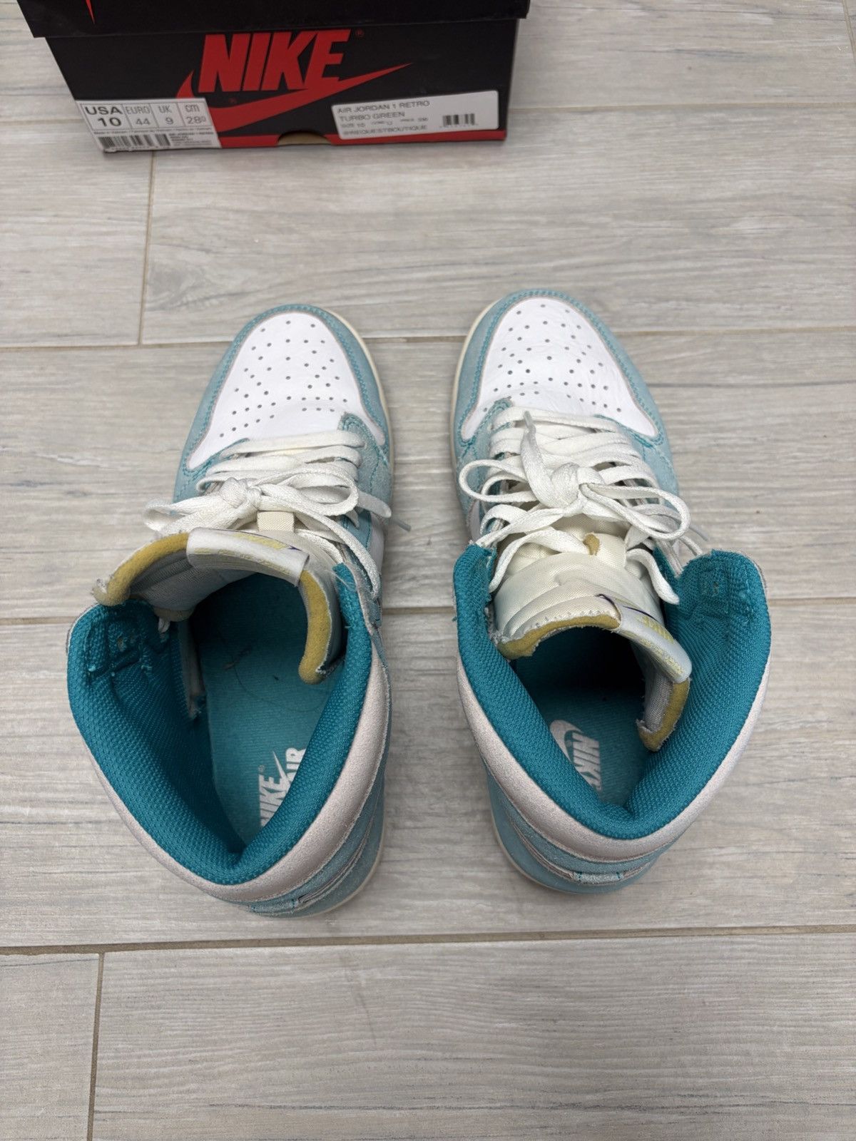 Nike Jordan 1 Retro High Turbo Green SIZE 10 US MEN used Size US 10 / EU 43 - 4 Thumbnail