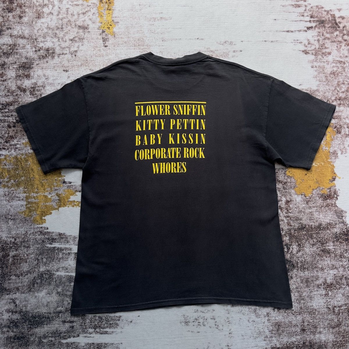 Band Tees VINTAGE NIRVANA COPYRIGHT 1992 SMILEY FACE 90’S Size US L / EU 52-54 / 3 - 19 Thumbnail