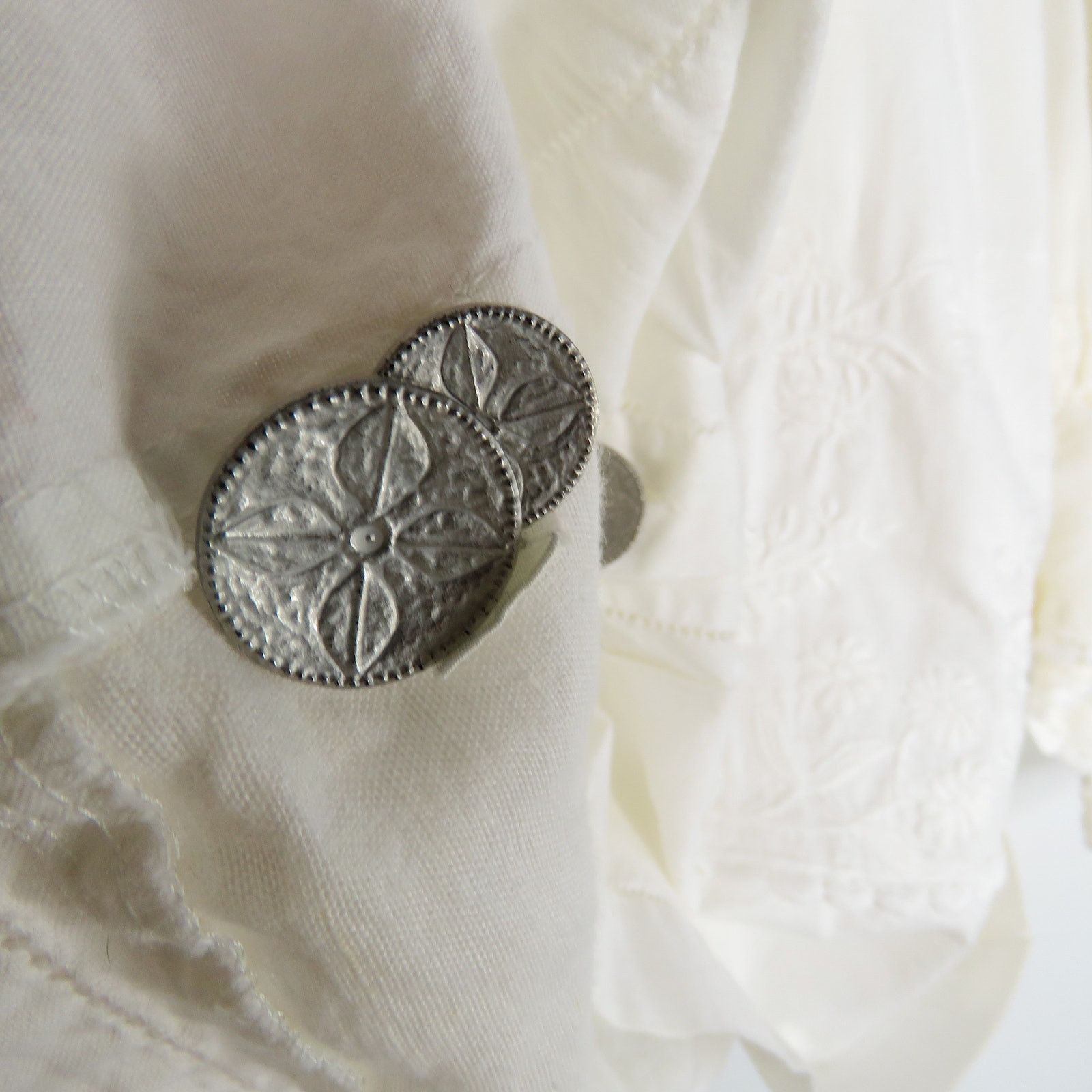 Vintage Umberto Ginocchoetti Victorian White Puff Sleeve Blouse L Size L / US 10 / IT 46 - 11 Thumbnail