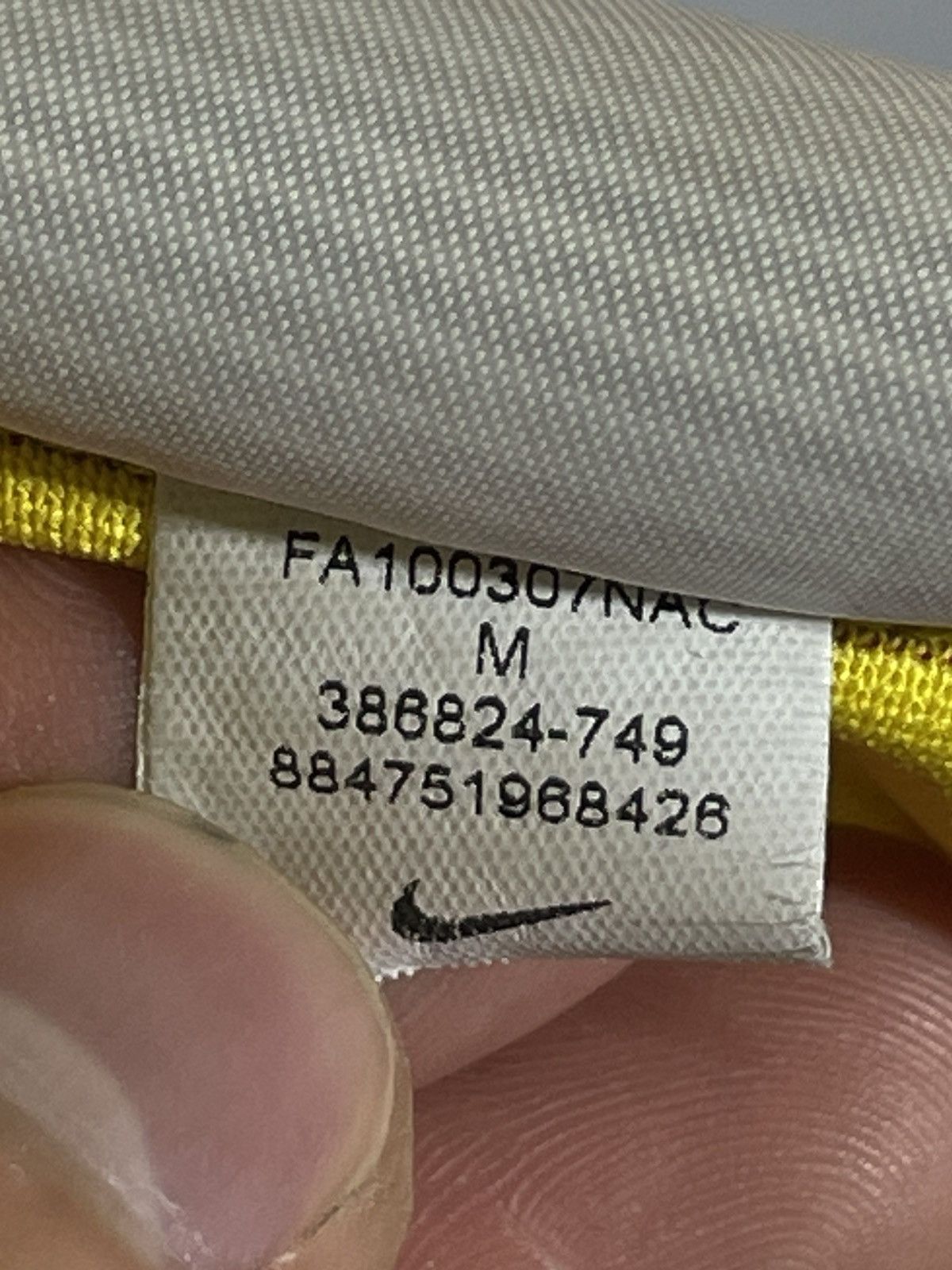 Nike Arsenal FC Nike 2012/13 Third Y2k Streetwear Football Shirt Size US M / EU 48-50 / 2 - 14 Thumbnail