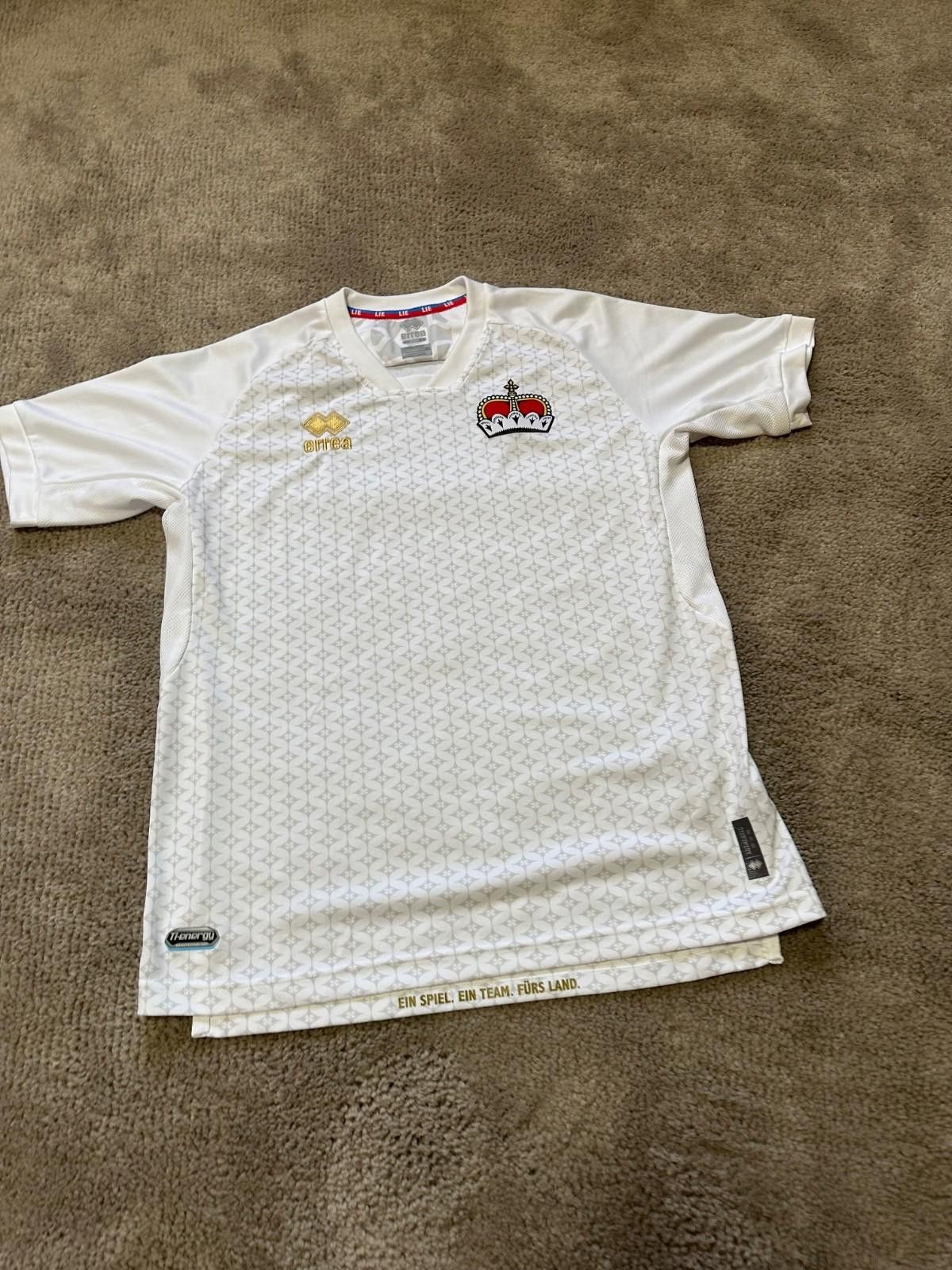 Errea Errea 2022/2024 LIECHTENSTEIN THIRD Football SHIRT Soccer Size US XS / EU 42 / 0 - 2 Thumbnail