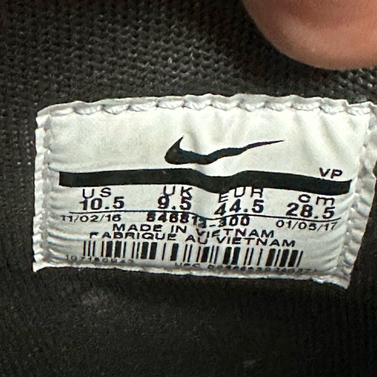 Nike Size 10.5 - Nike Dunk Hi Retro Cargo Khaki 846813-300 Size US 10.5 / EU 43-44 - 6 Thumbnail