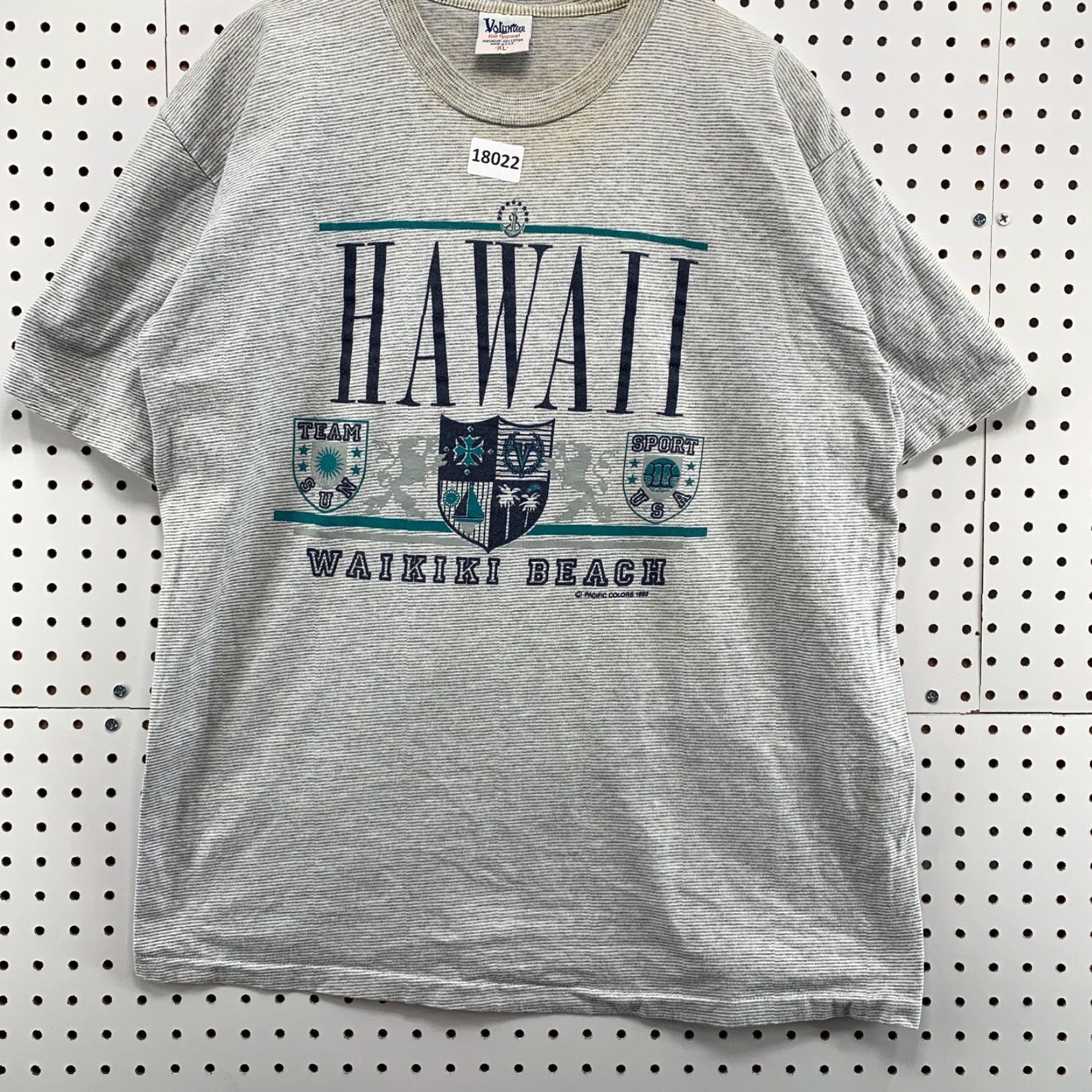 Vintage Vintage Hawaii Single Stitch Shirt Gray Mini Striped Waikiki Beach XL 23X30 USA Size US XL / EU 56 / 4 - 6 Thumbnail